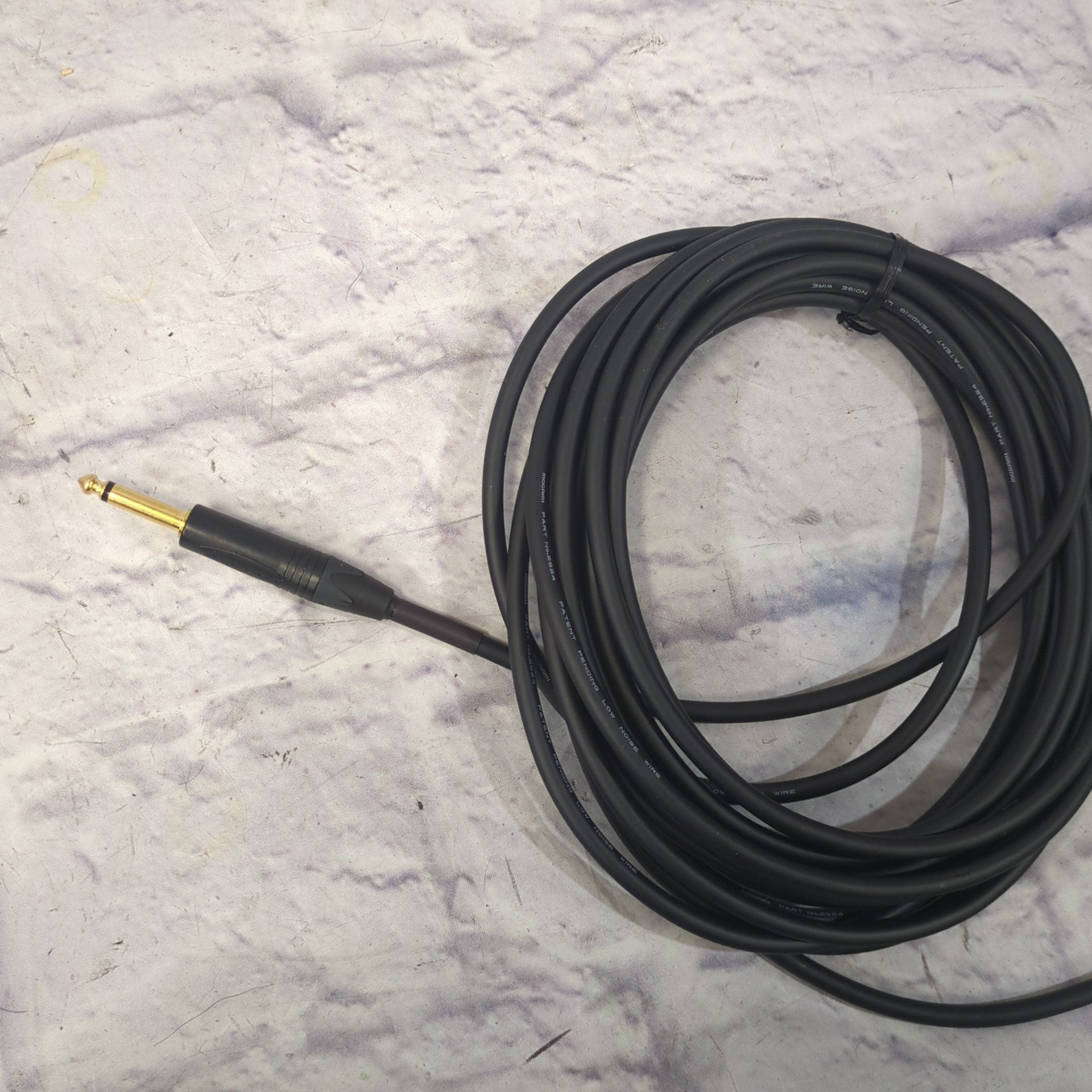 Mogami Silent Right Angle - Straight Instrument Cable