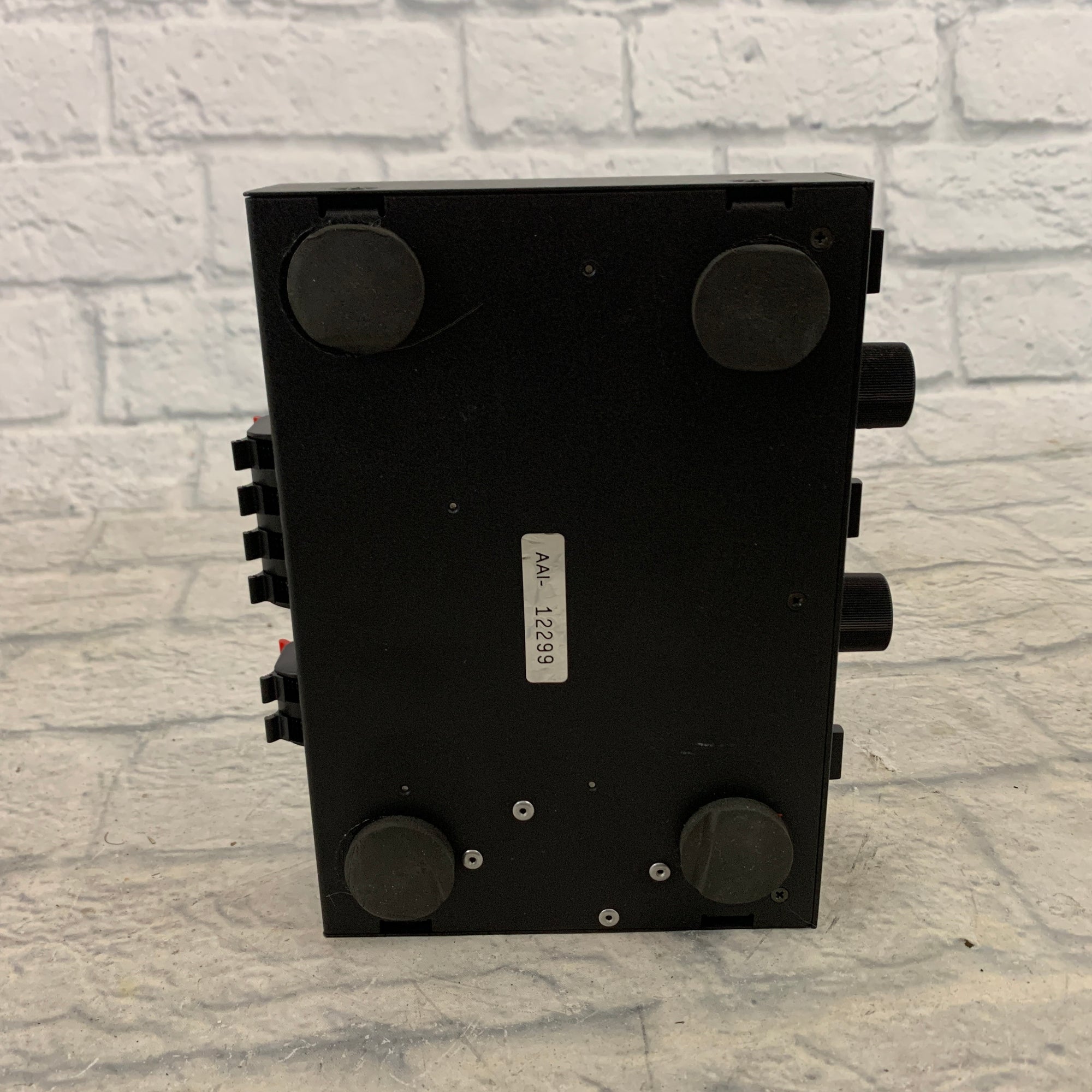 Niles SVL-2 Speaker Selector / Volume Controller