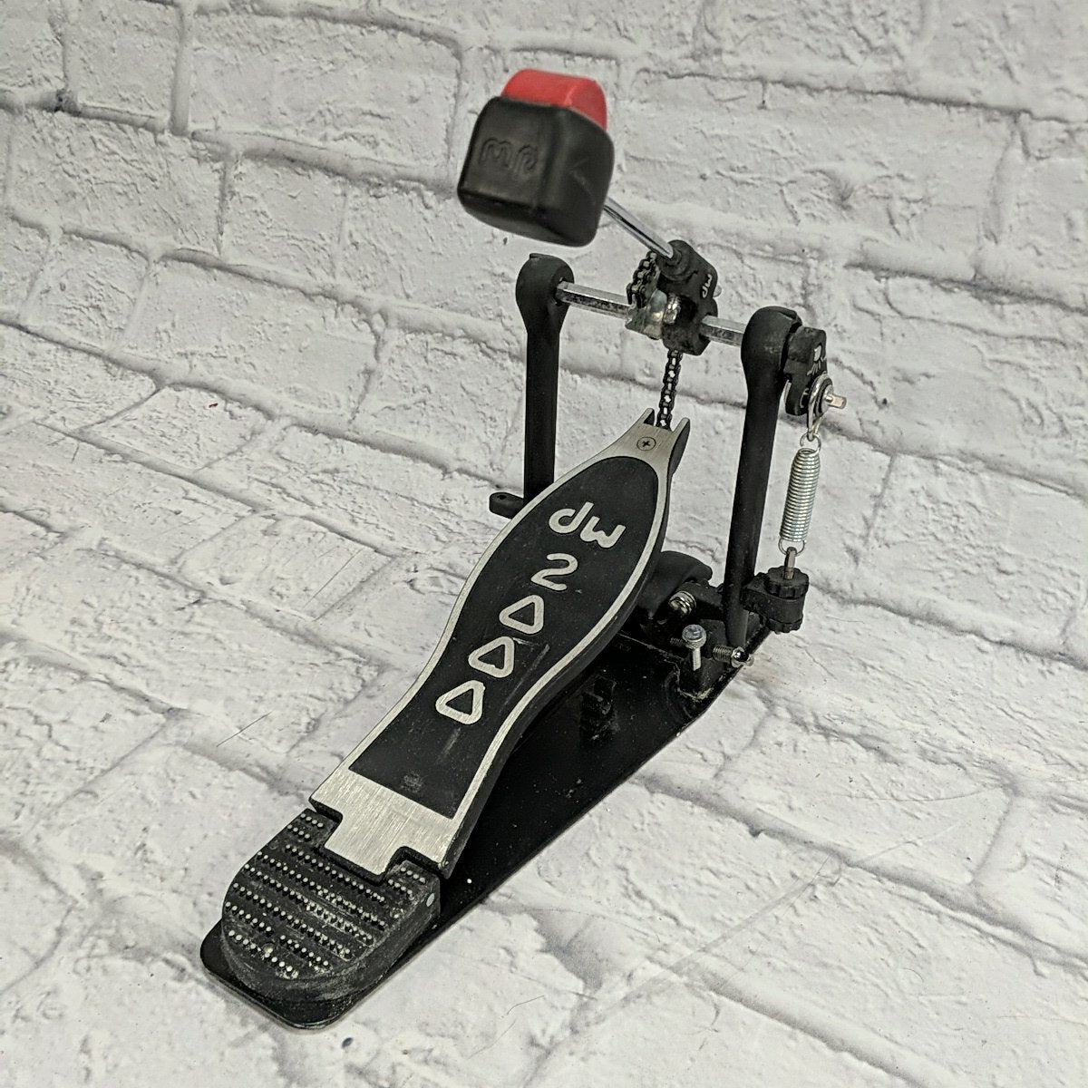 DW 2000 Single Kick Pedal