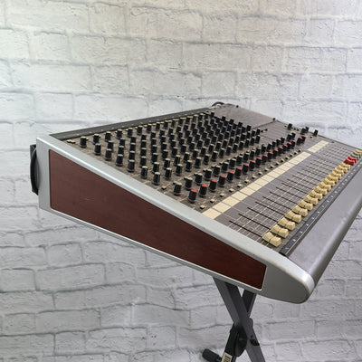 RAMSA WR-S216 16-Channel Console Mixer