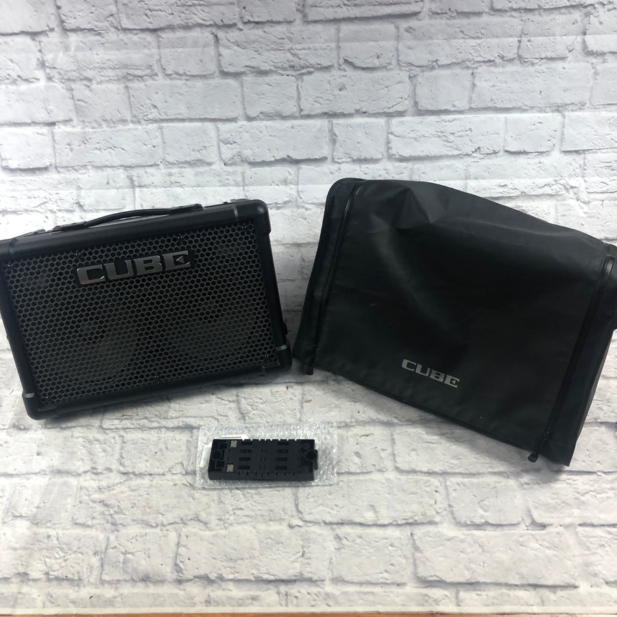 Roland Cube Street Battery Powered Guitar Amp WITH EXTRAS