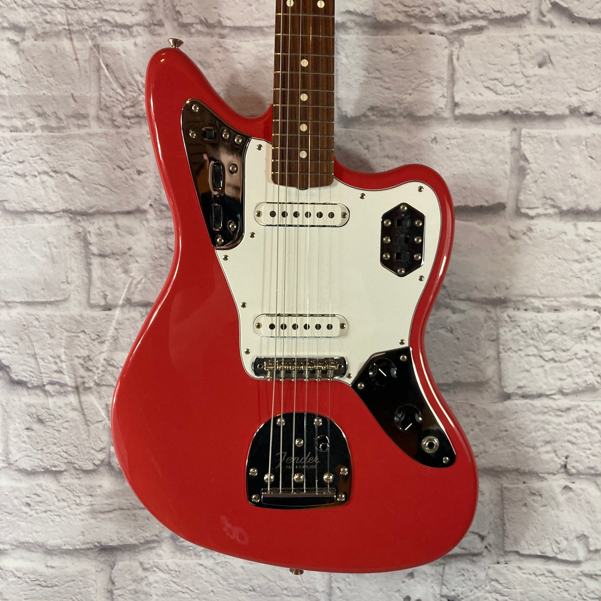 Fender Classic Series 60's Jaguar Electric Guitar - Evolution Music