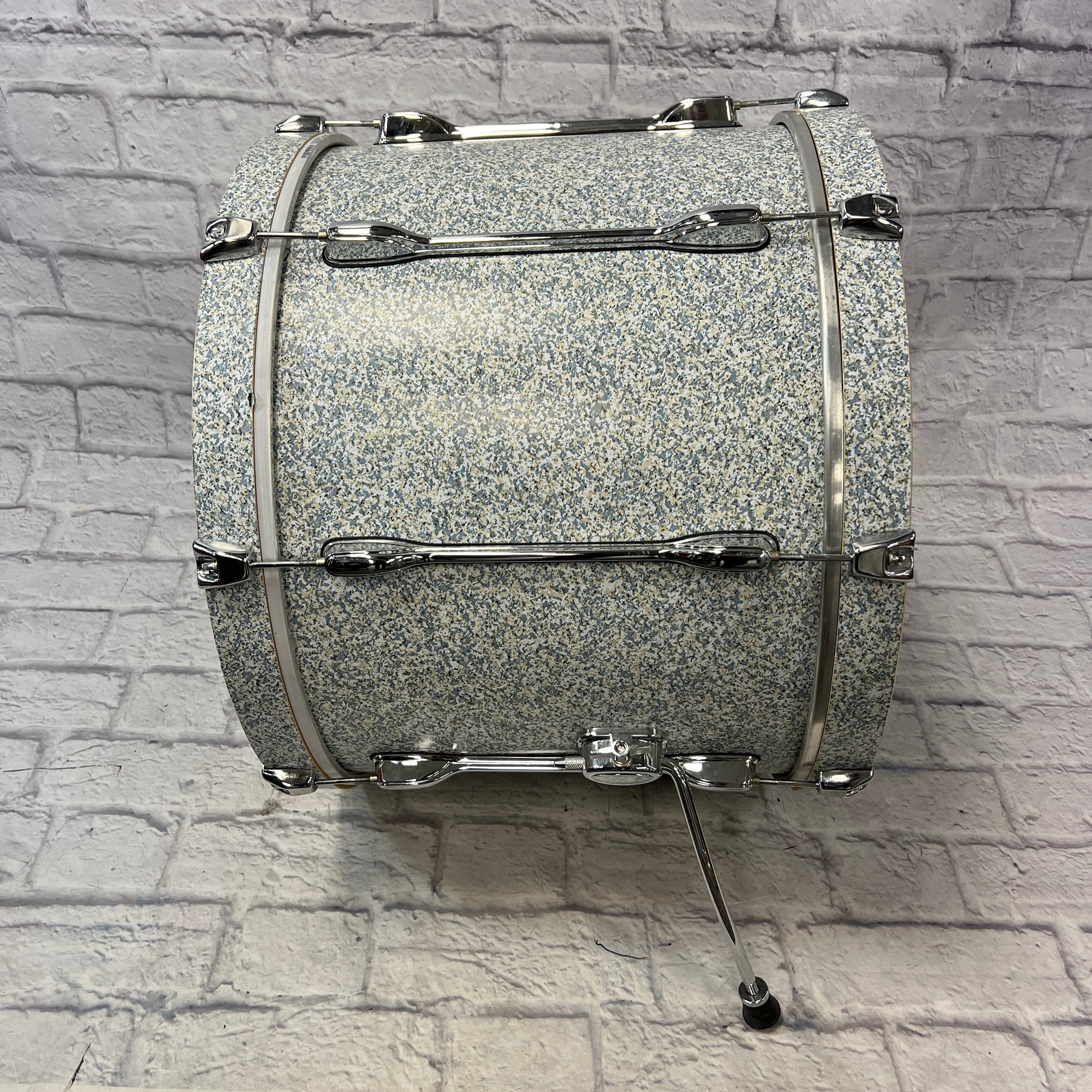Tama Rockstar 22 10 12 12 14 16  Drum Kit