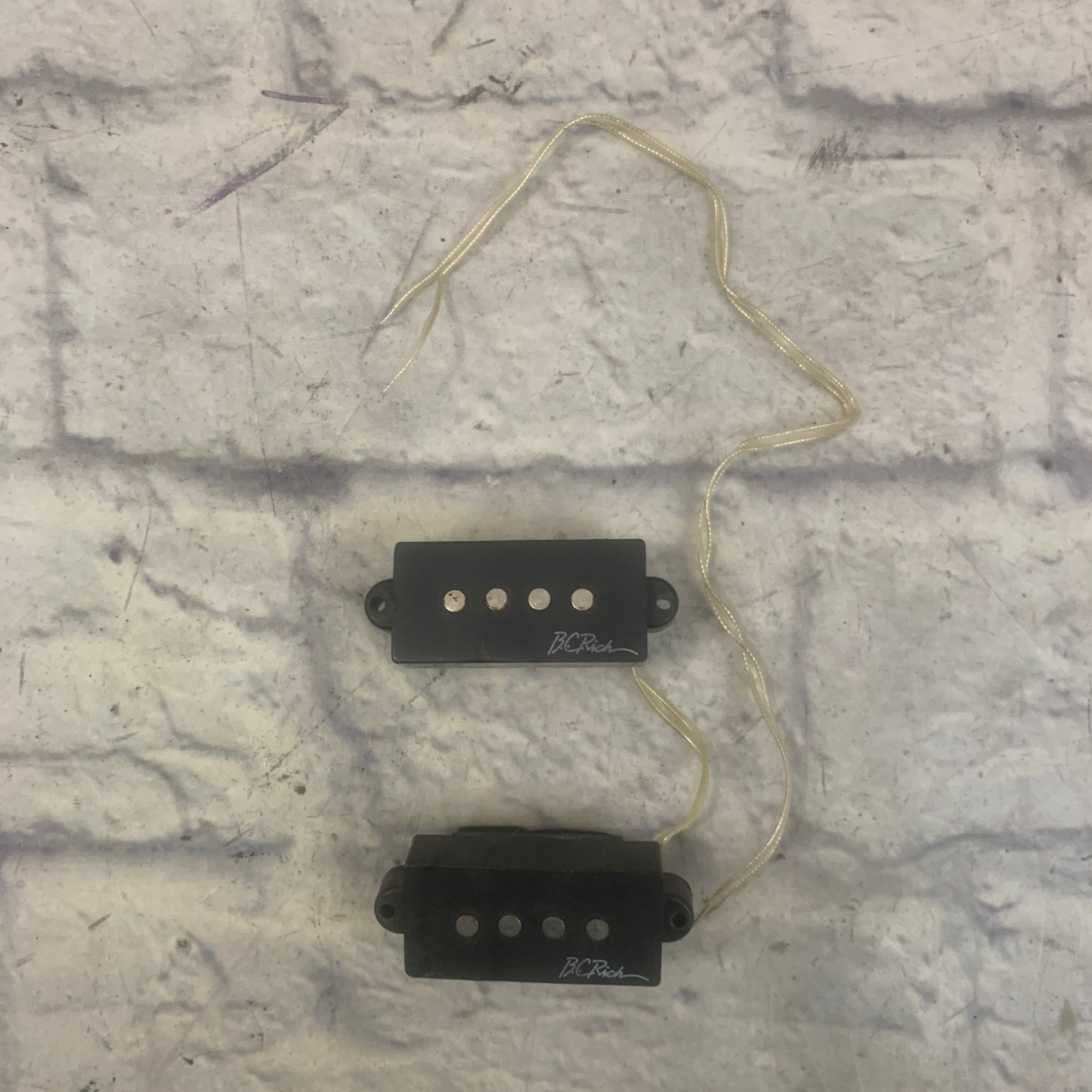 Rich P-bass style Pickups 10.76Ohm