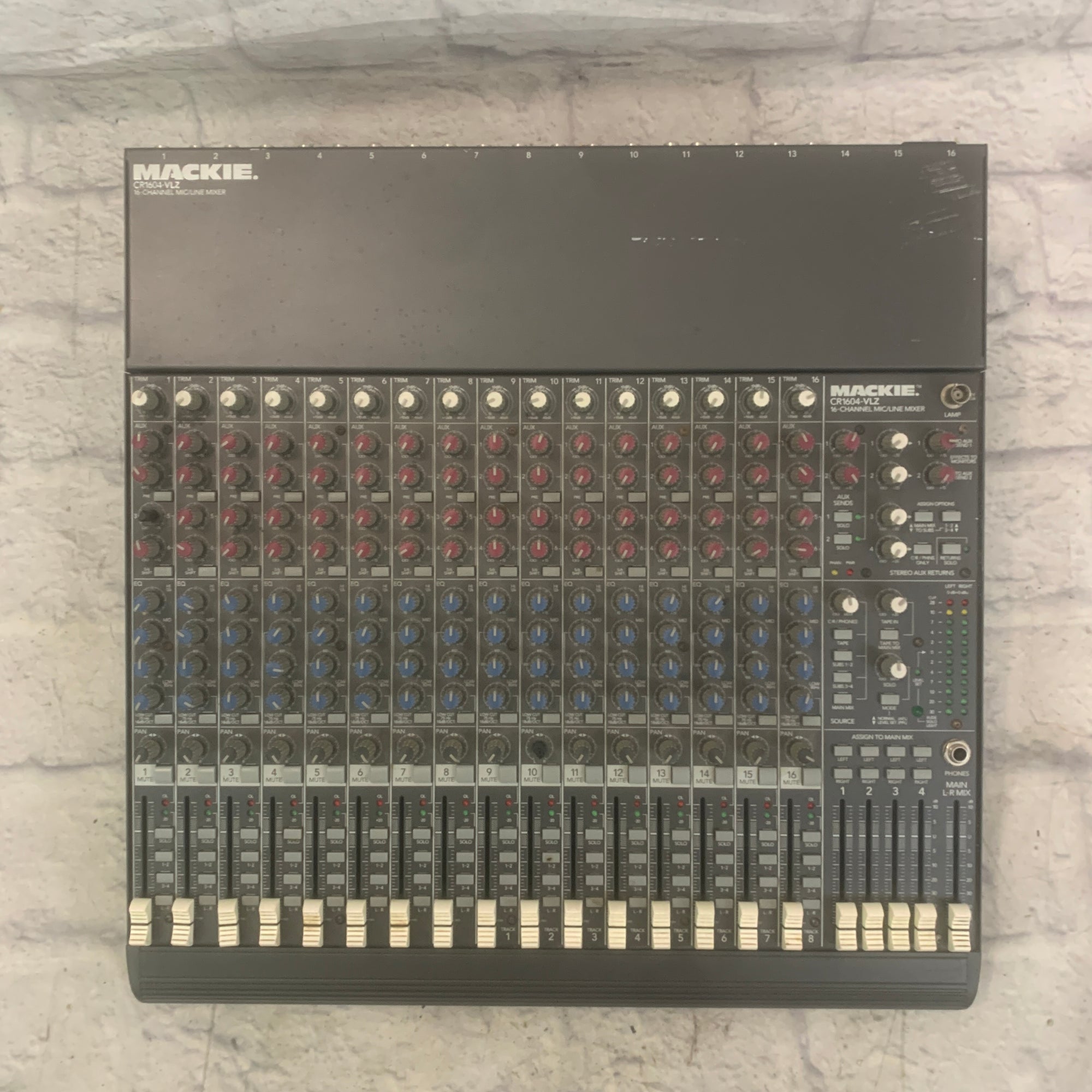 Mackie CR 1604 16 Channel Mixer - Evolution Music