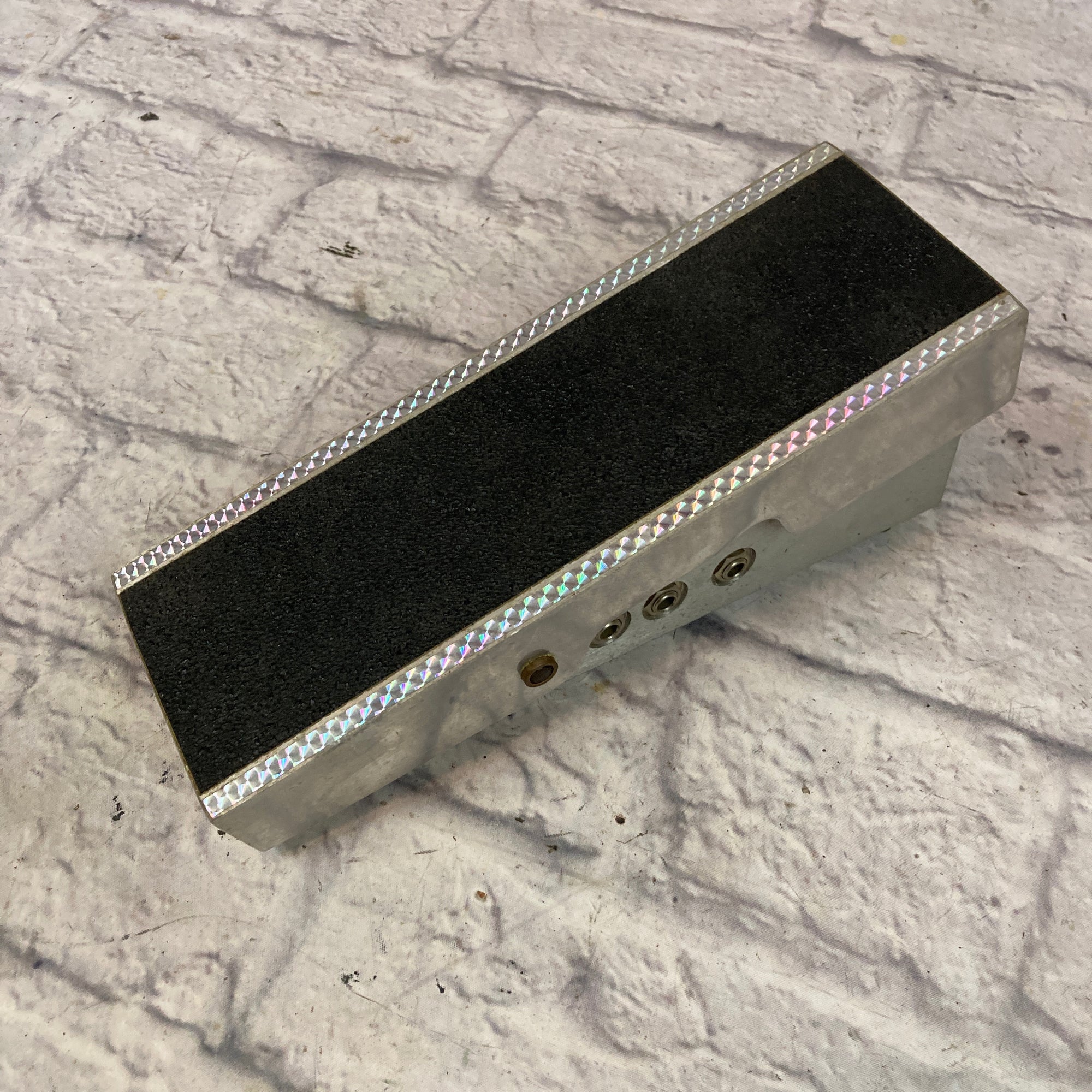 goodrich 120 volume pedal Goodrich Sound Co 120 Passive Volume Pedal