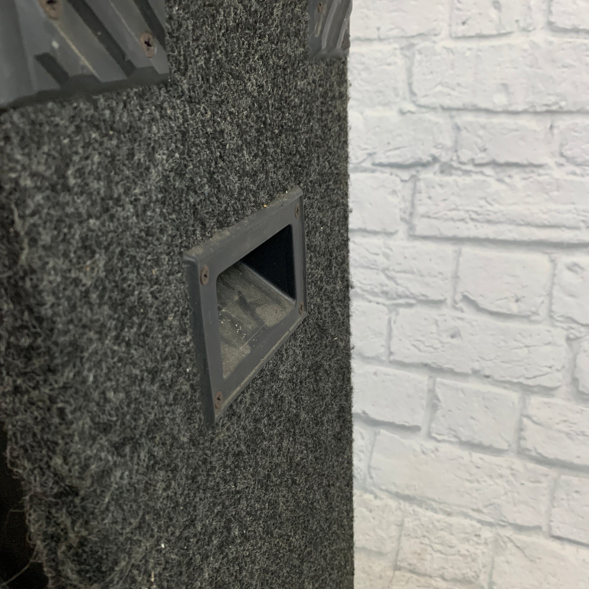 Optimus 15" Cabinet Unloaded
