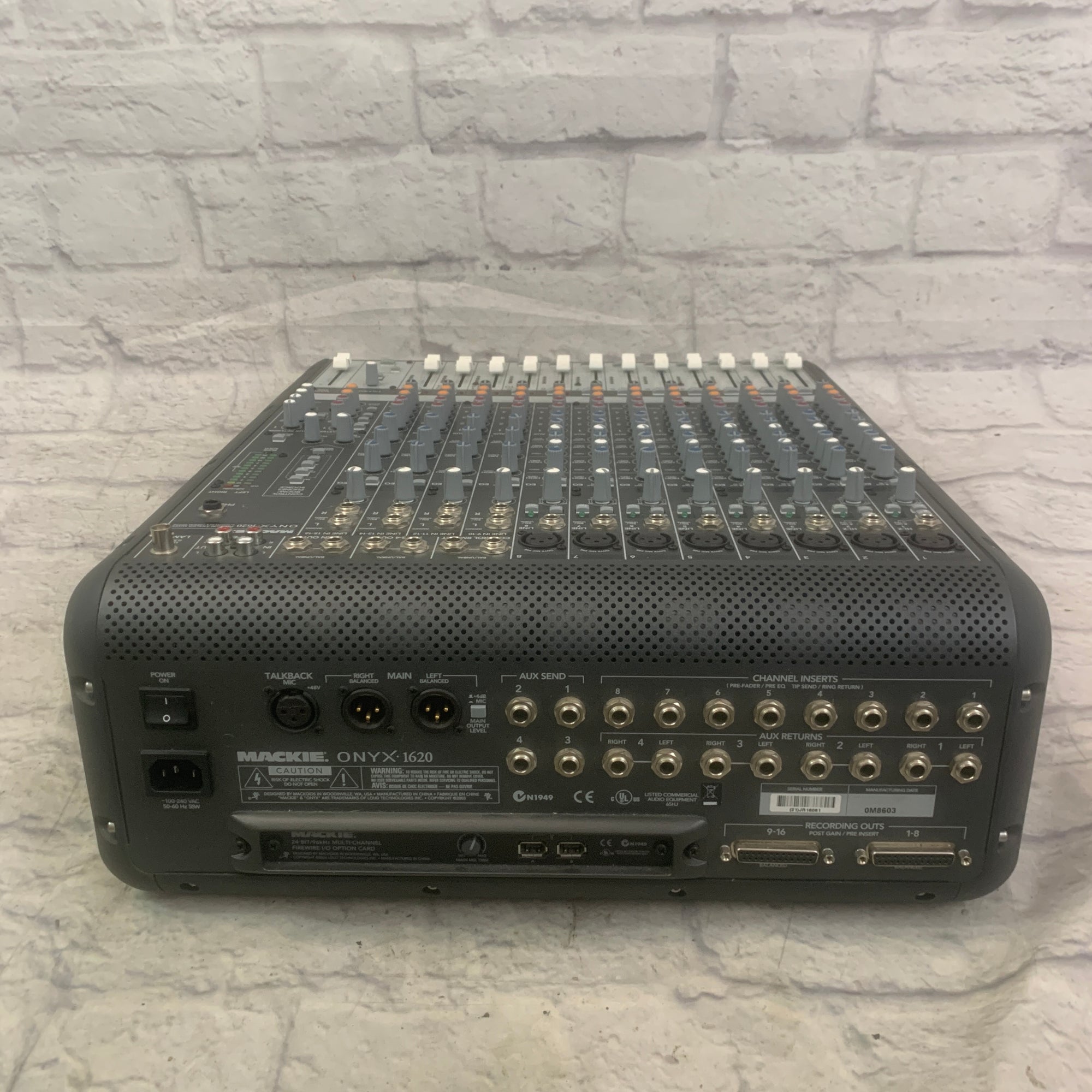 Mackie Onyx 1620 Mixer Evolution Music