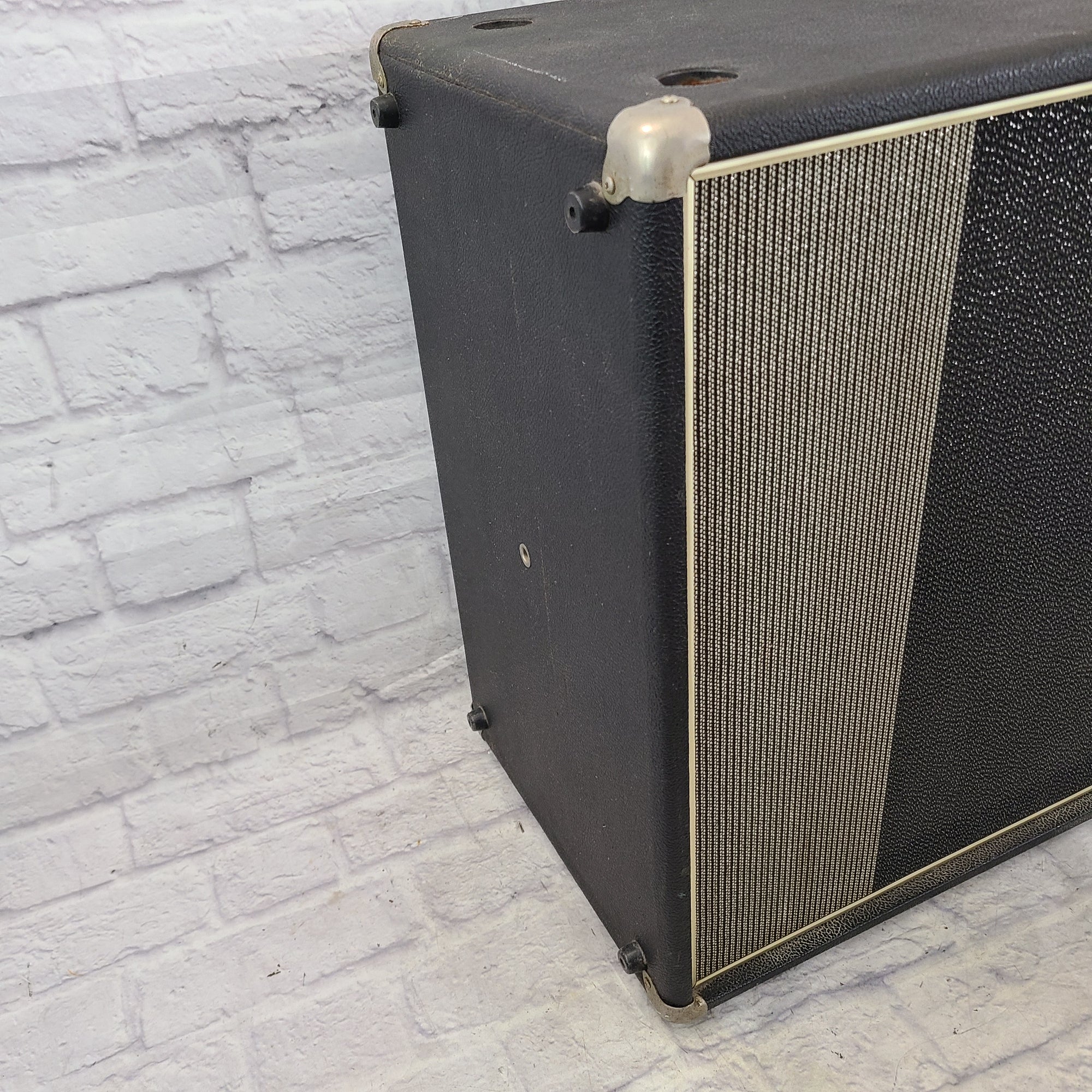 Vintage 1960s Guild Thunderstar Bass 15" Cabinet
