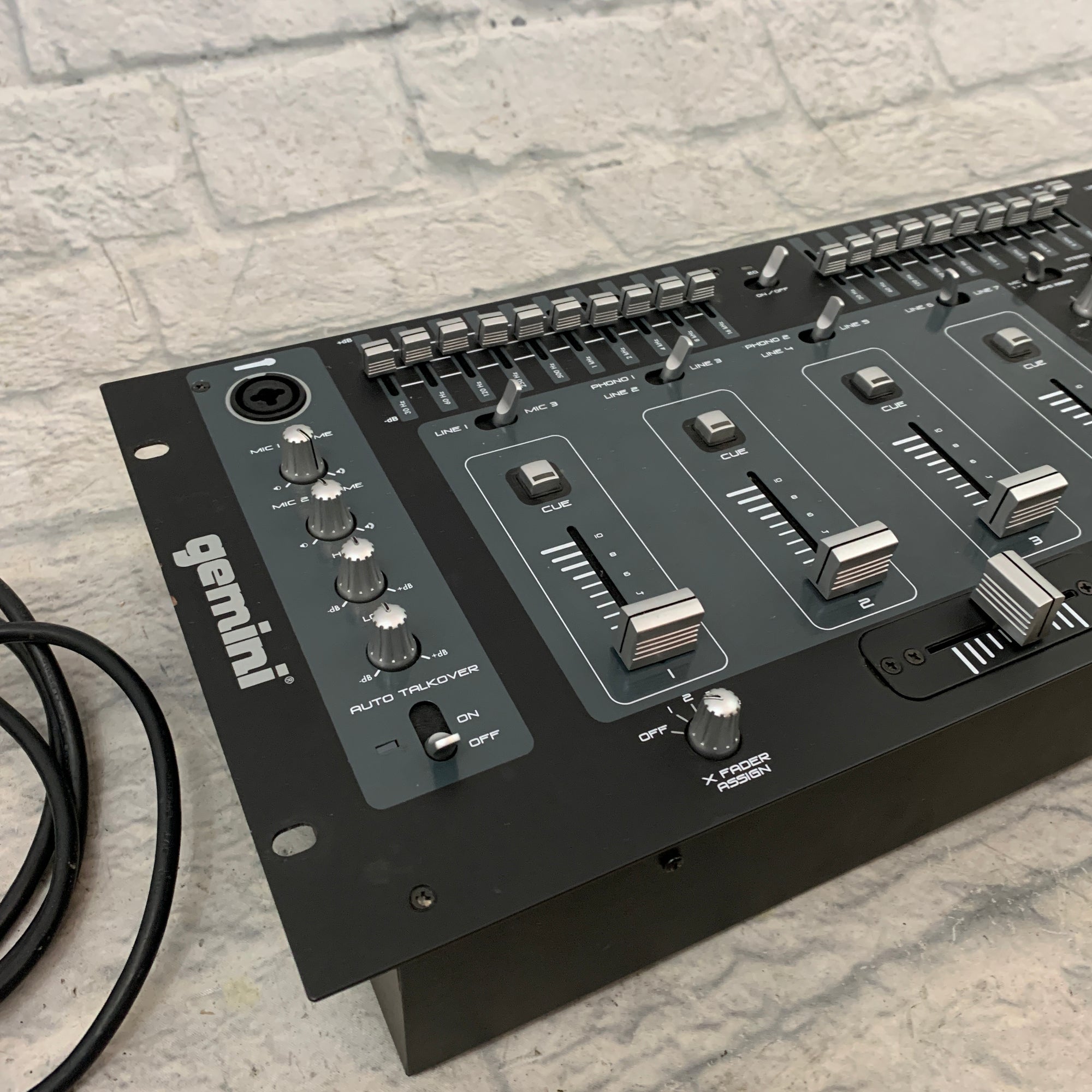 Gemini PDM-02 DJ Mixer
