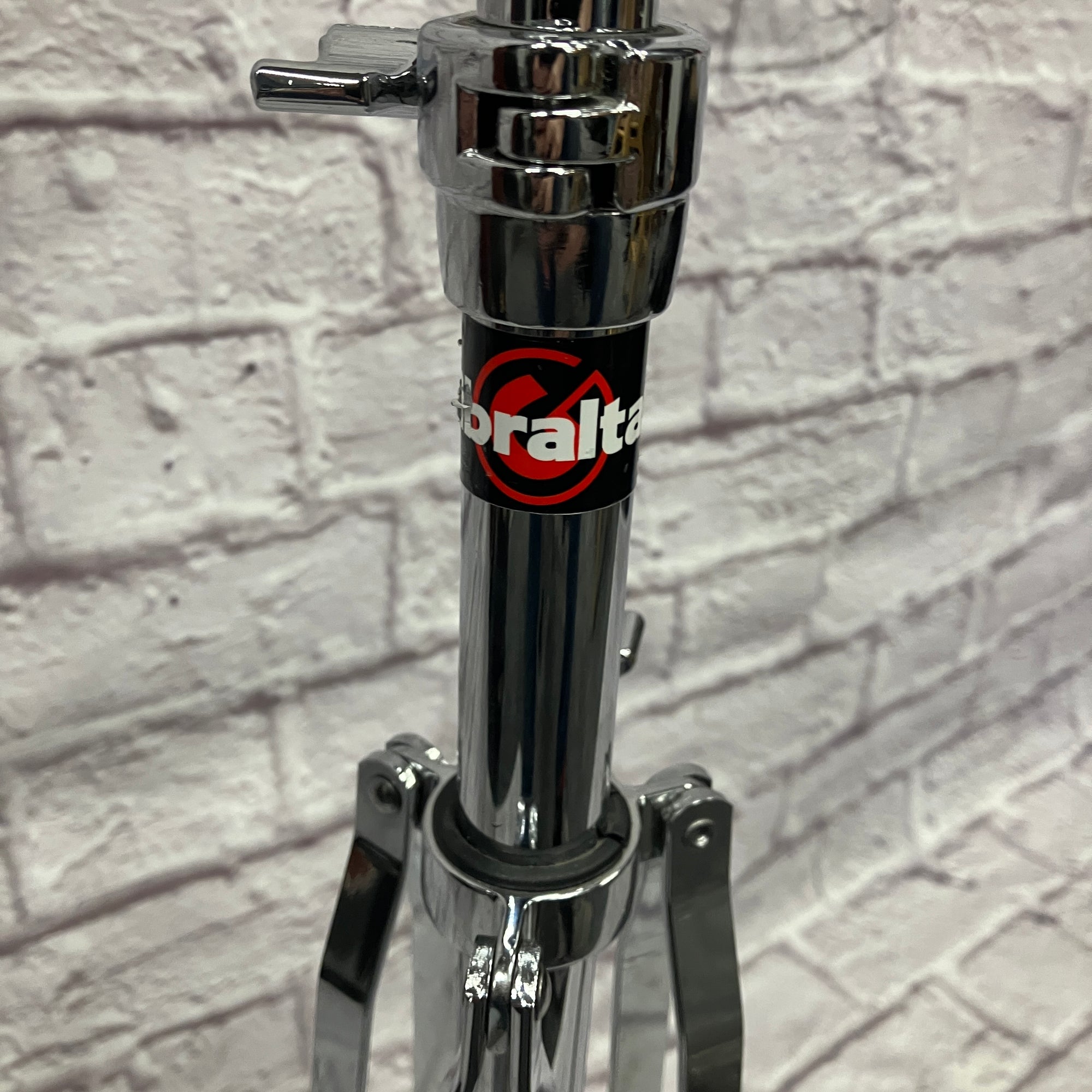 Gibraltar Double Braced Straight Stand