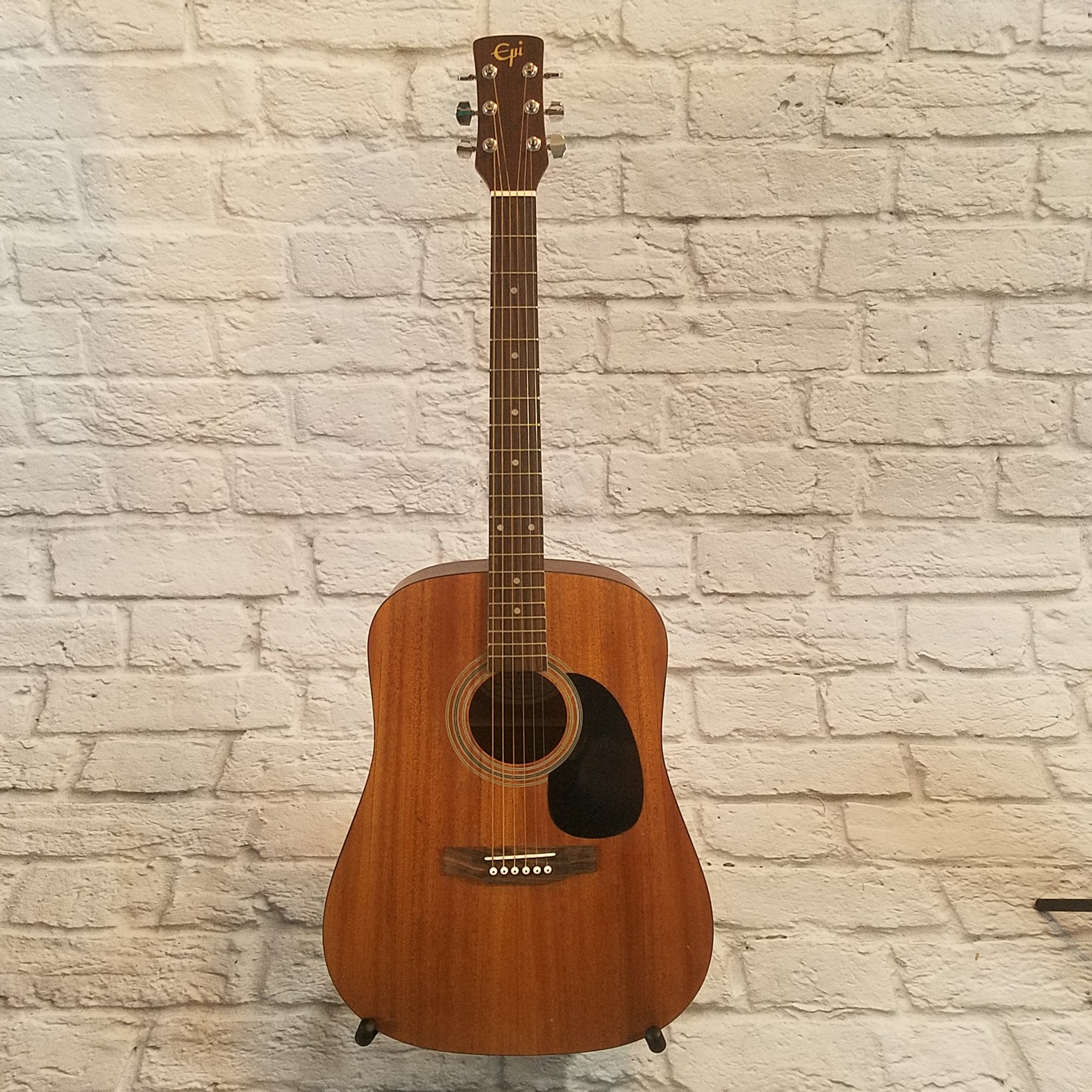 Epiphone ED-100NS Acoustic Guitar