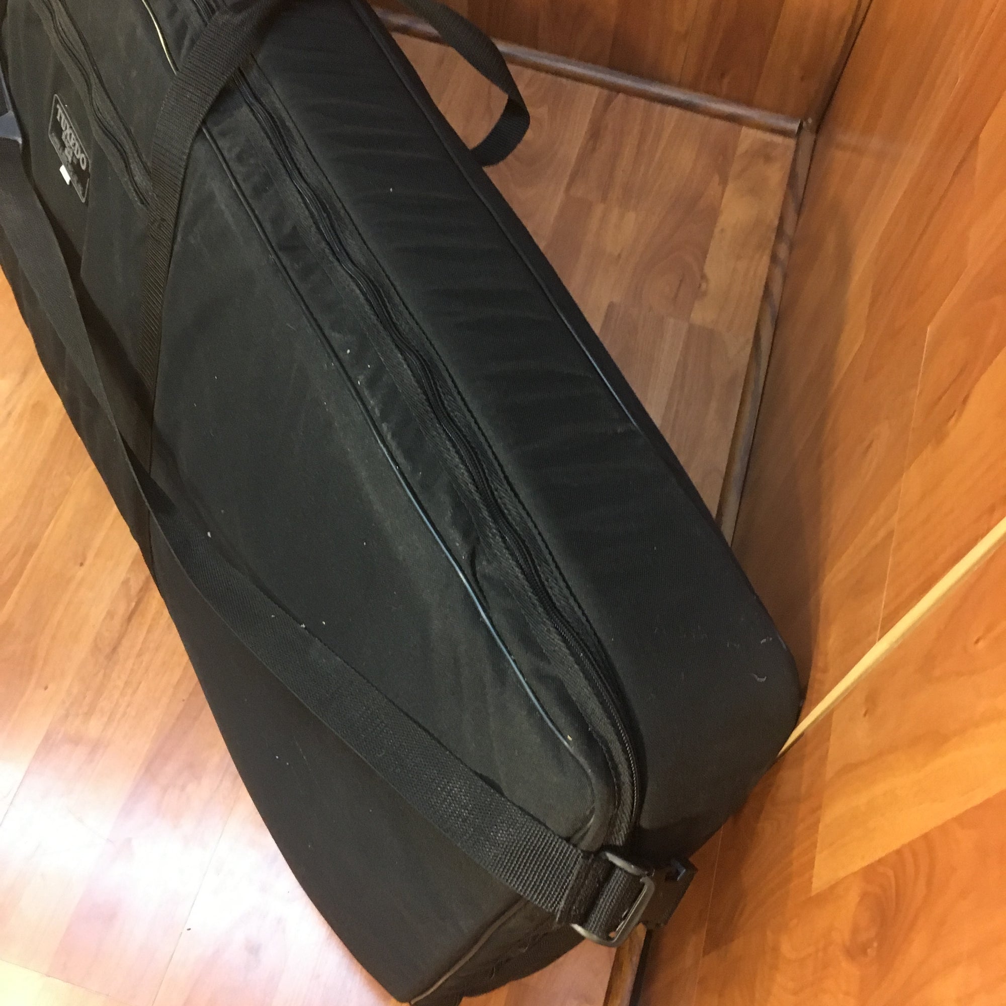 Humes & Berg TX6070 Tuxedo Keyboard Bag