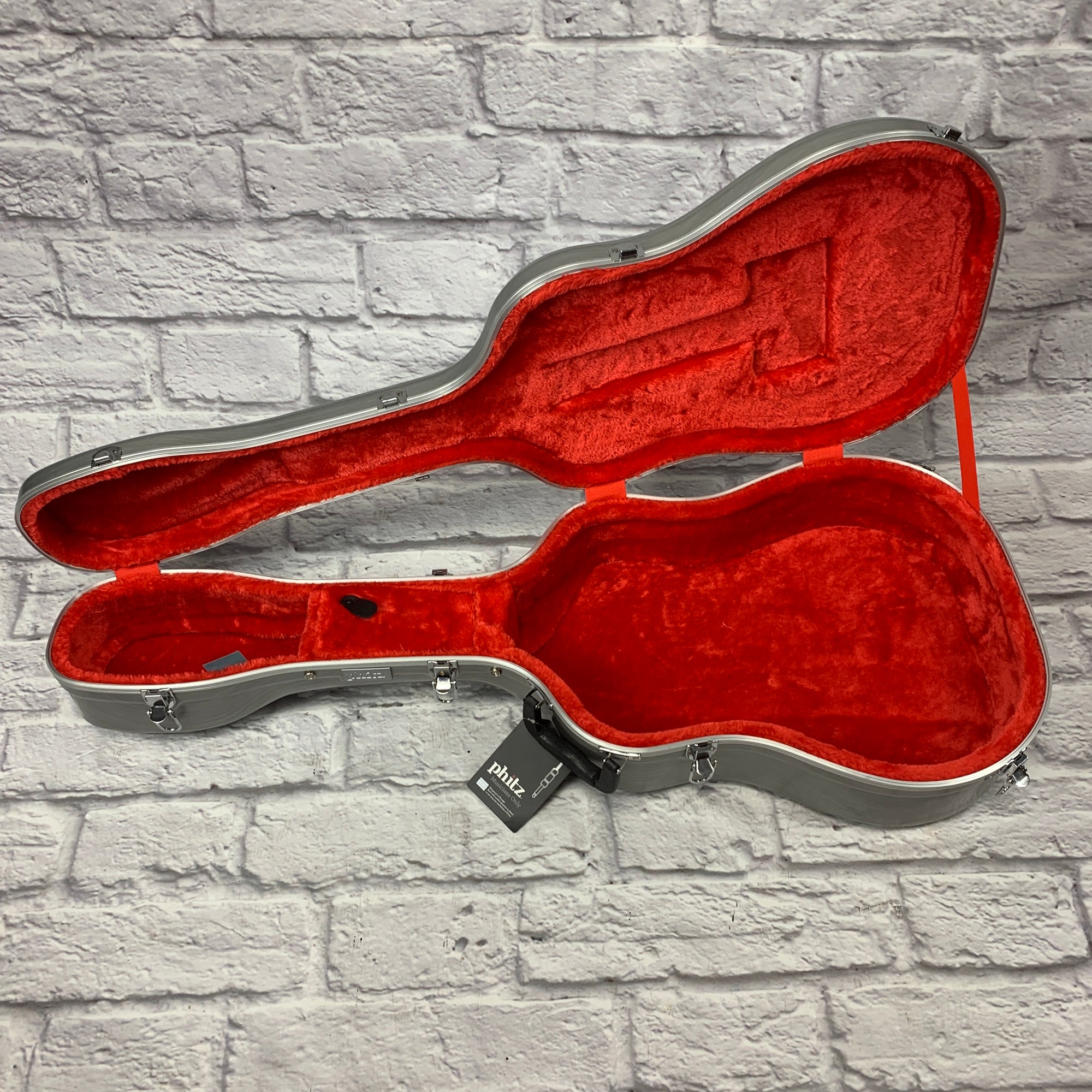 Phitz Standard Dreadnought Acoustic Guitar Hard Case, Silver