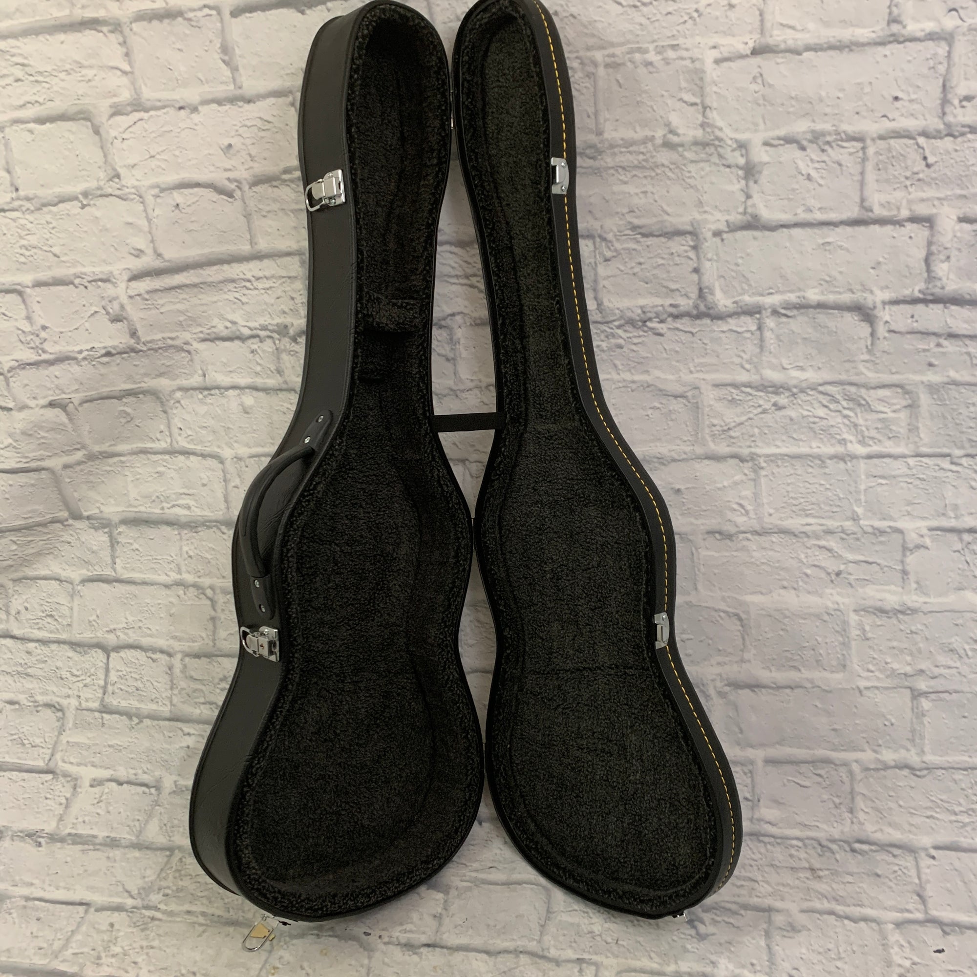 Roosebeck Classical Guitar Hard Case