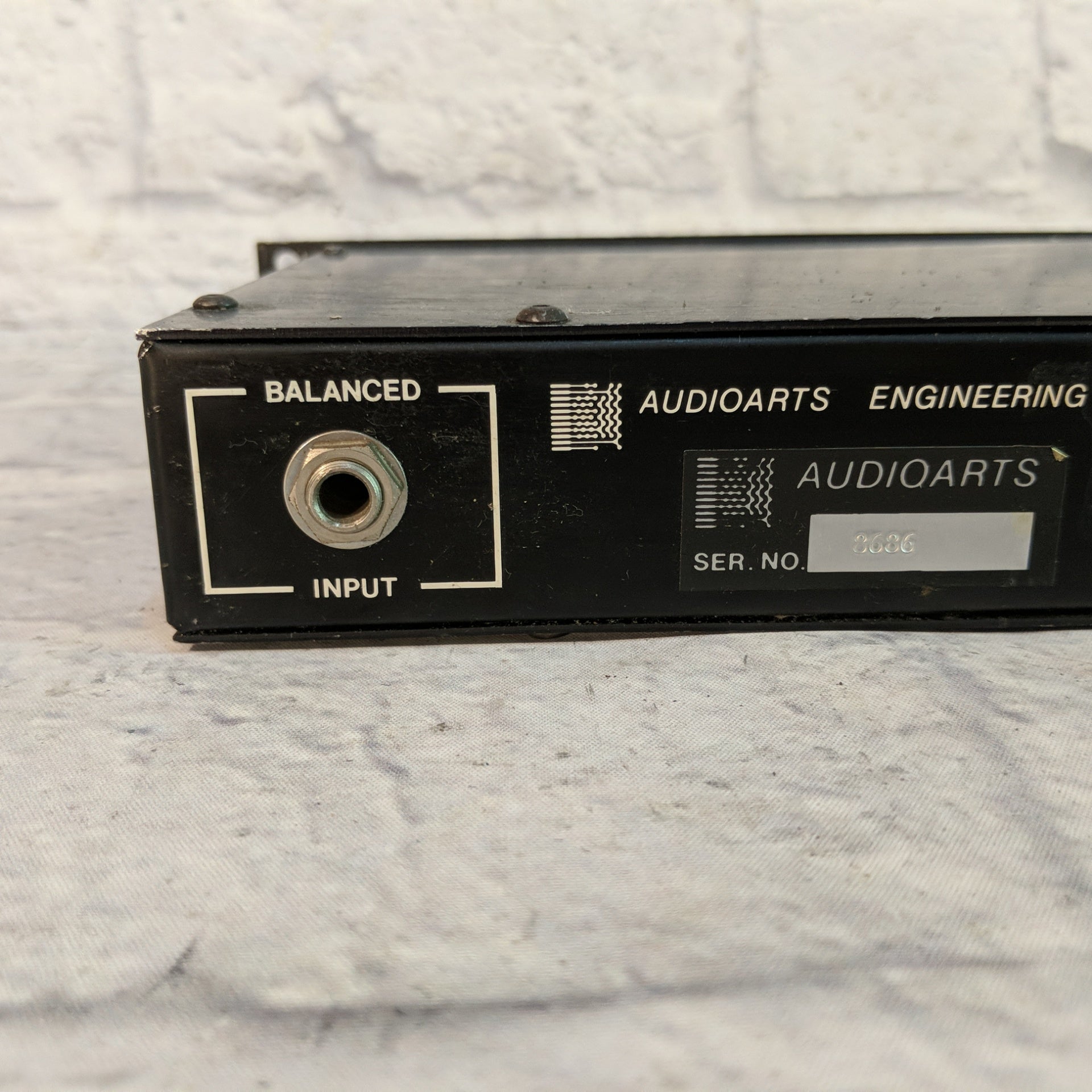 Audioarts Engineering Model 1500 Tuneable Notch Filter-Feedback Suppressor