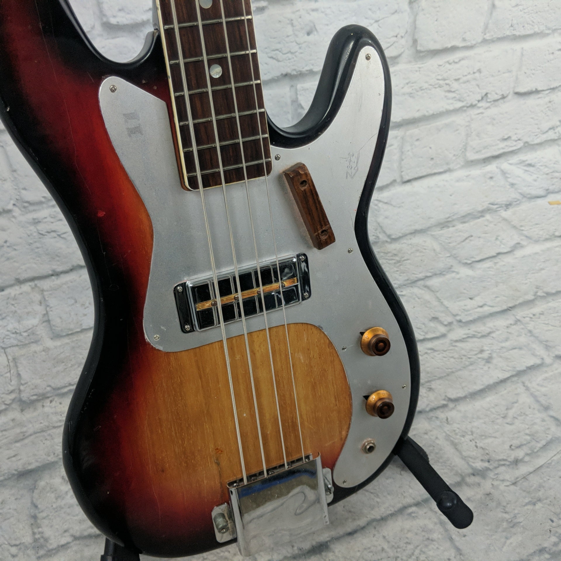 Kimberly II Bass