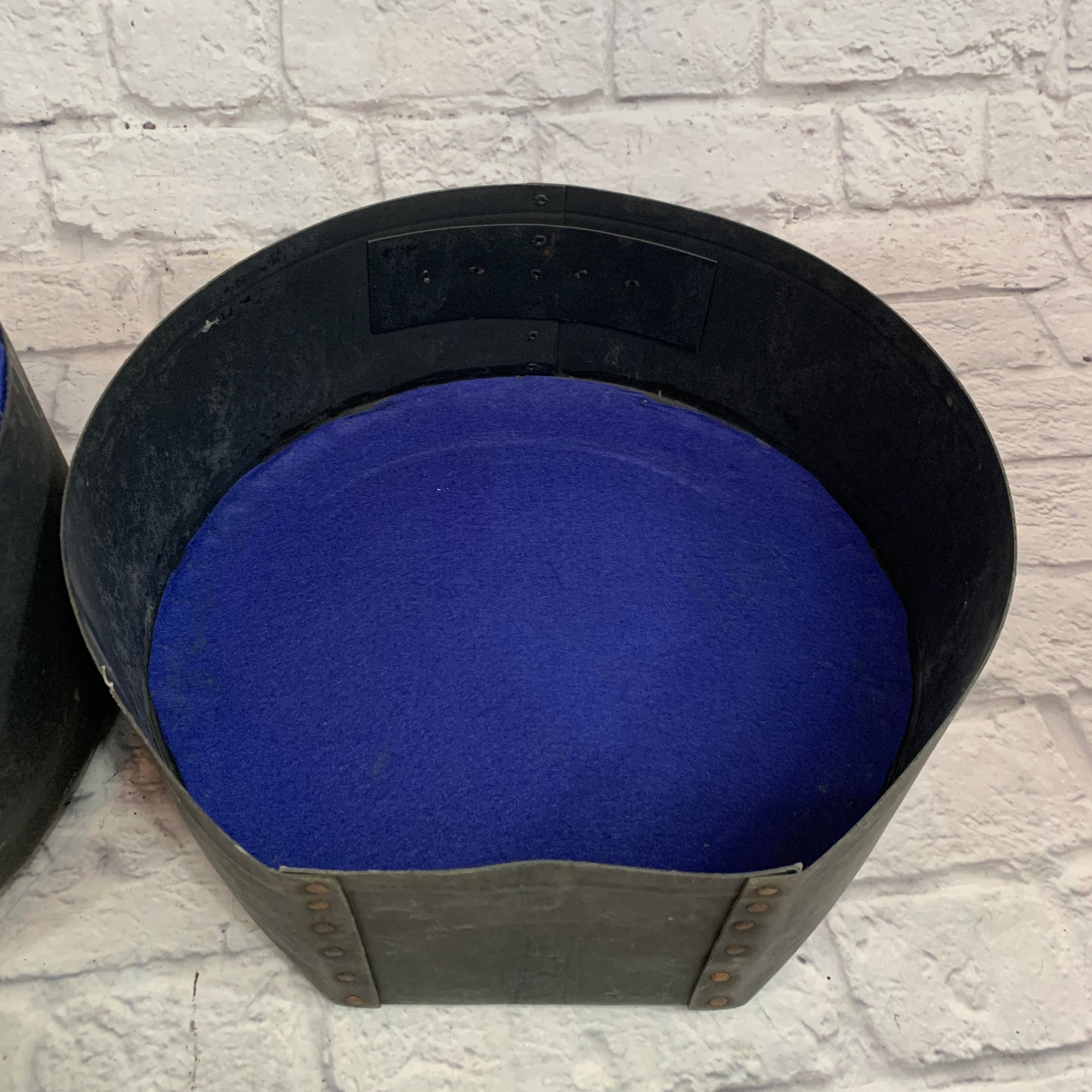 Humes & Berg 14in Fibre Snare Case