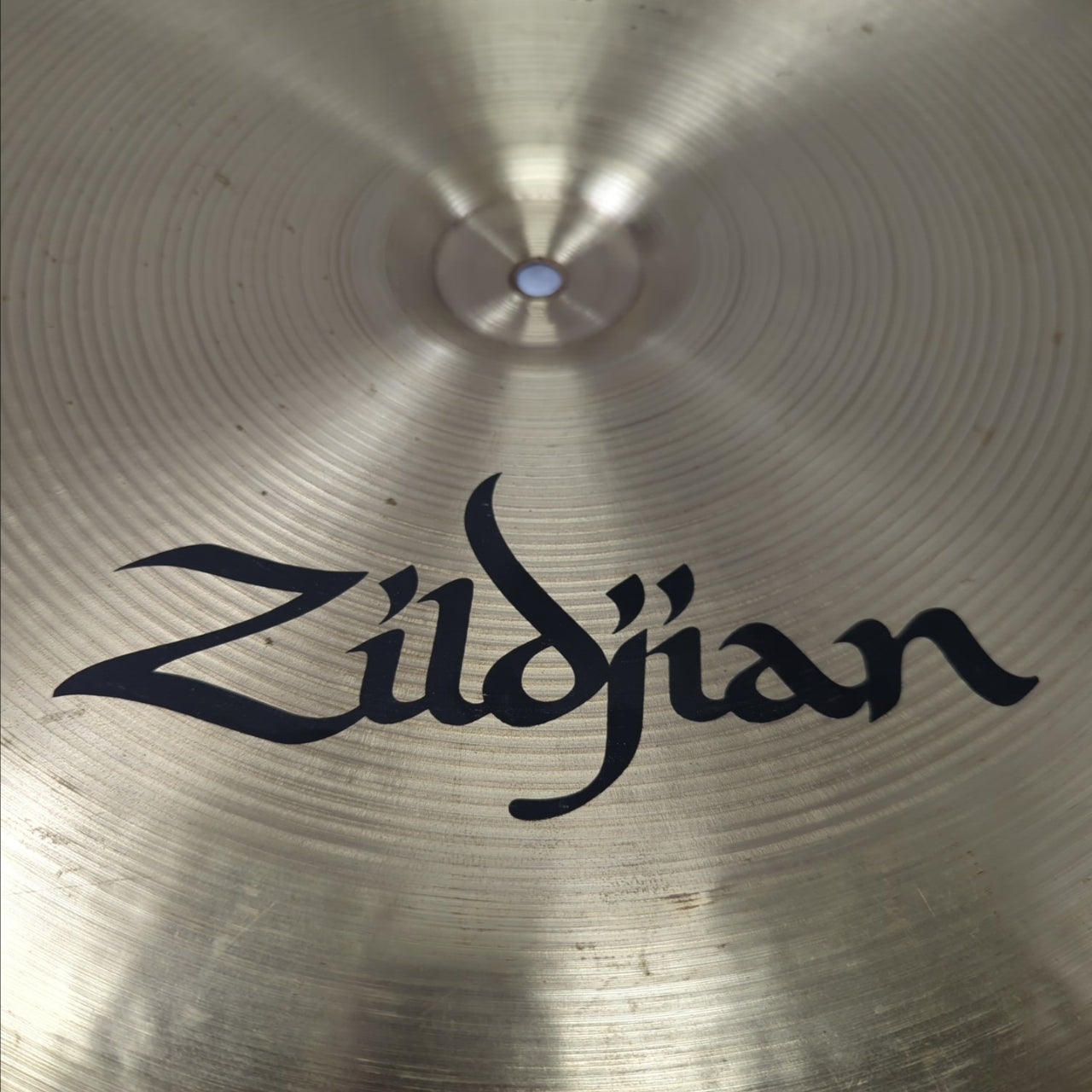 Zildjian China Boy Low 18" China Cymbal 1350g 1981-1992 (“CO.” Stamp)