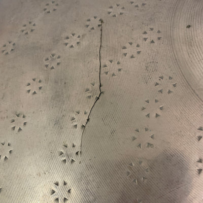Zildjian 18" Z Custom Medium Crash w/ star hammering