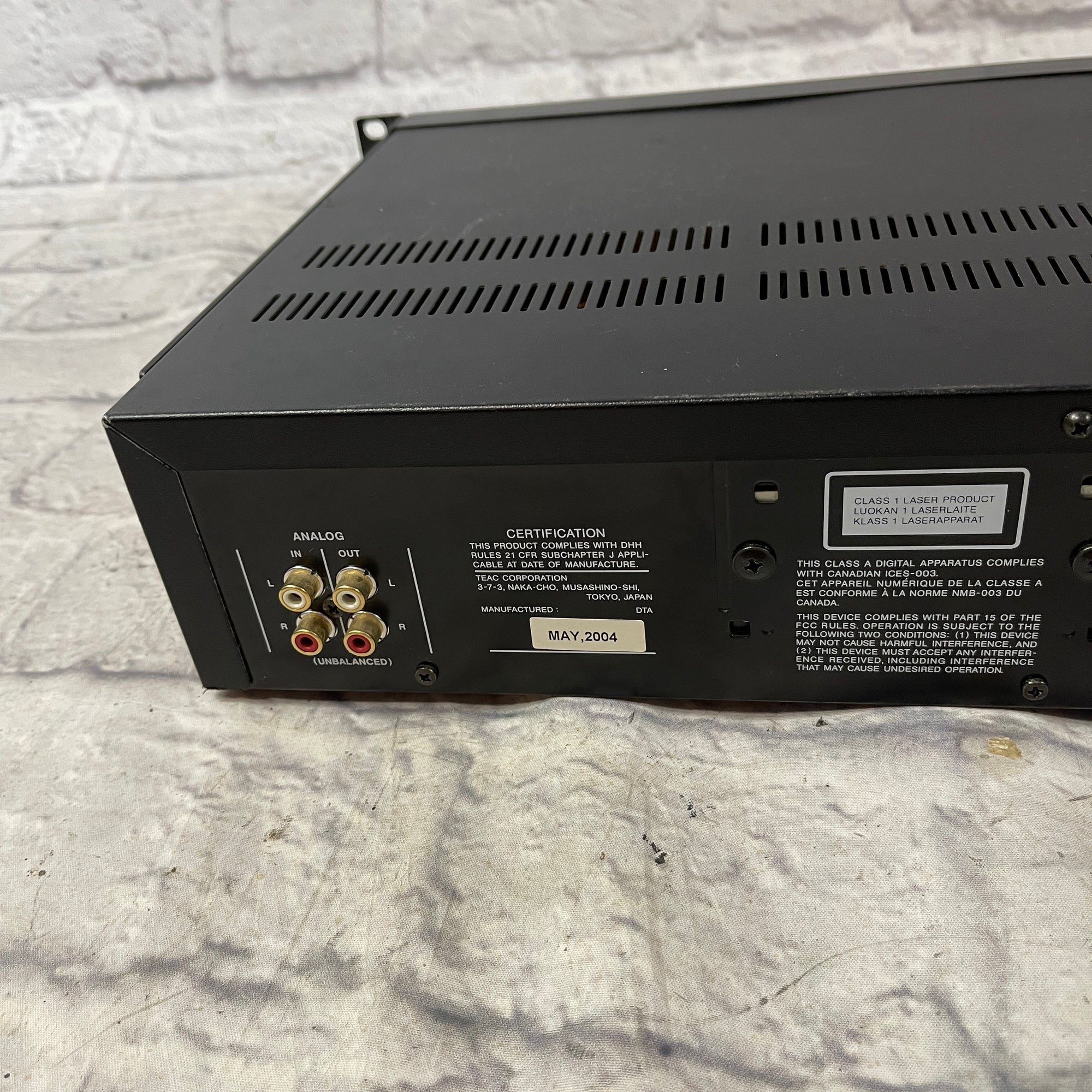 Tascam CD-RW750 CD Rewritable Recorder w/ Rack Ears