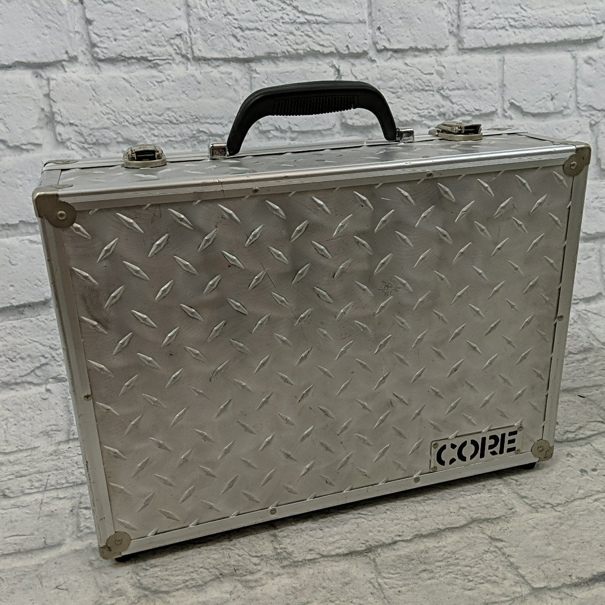 Core Equipment Diamond Plated Pedal Board
