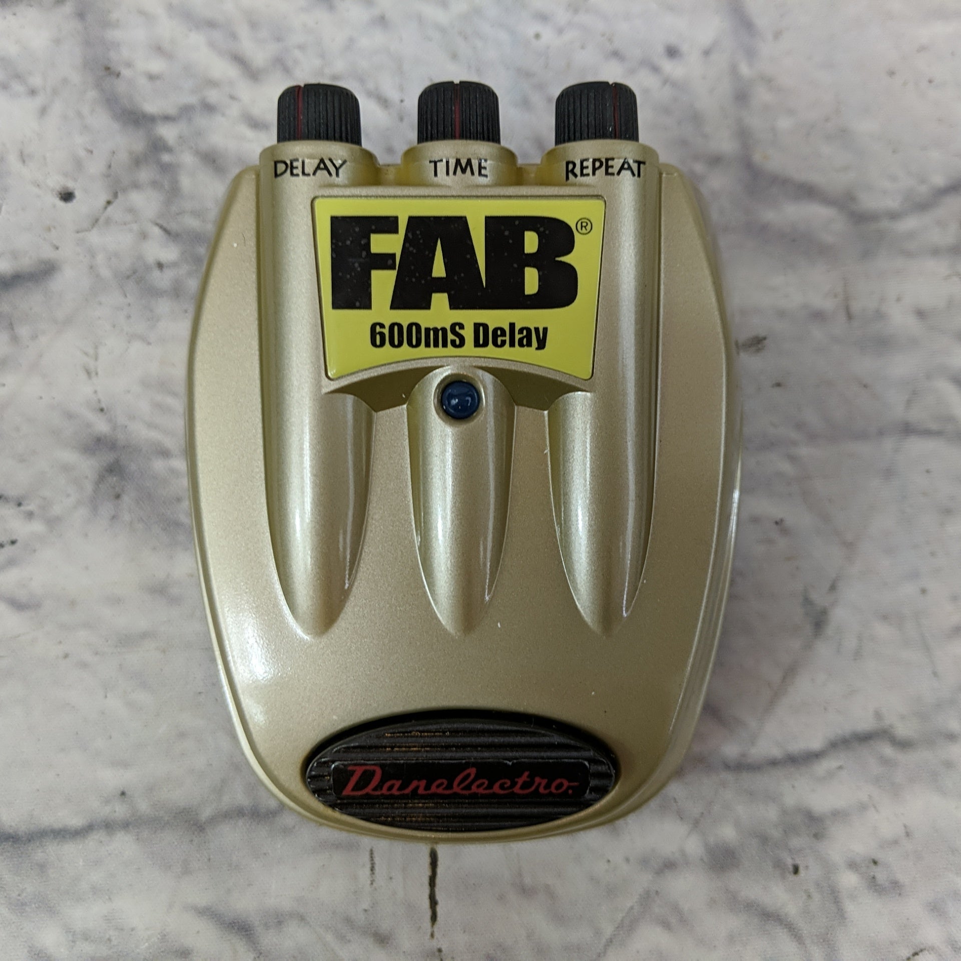 fab delay pedal Danelectro D-8 Fab 600mS Delay Pedal