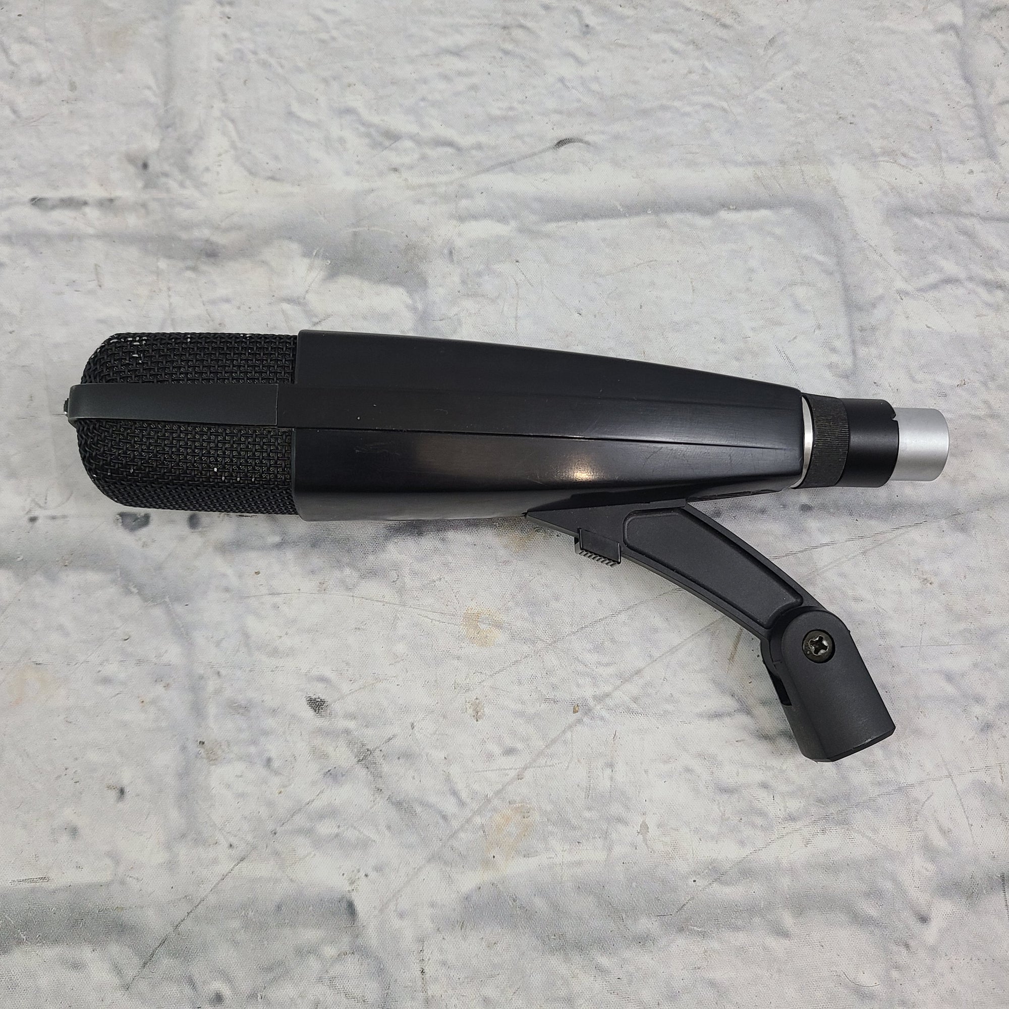 Sennheiser MD421 Microphone