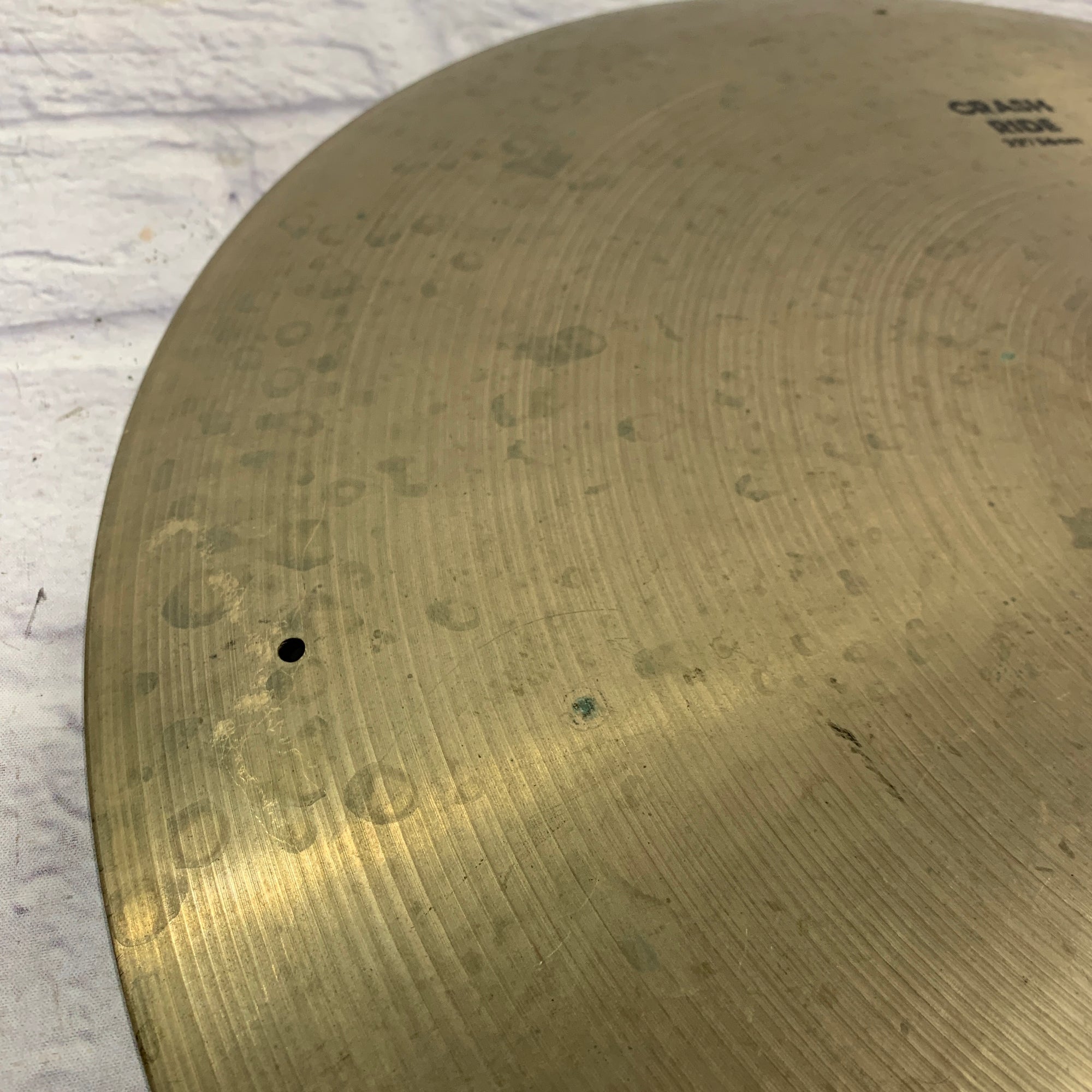 Zildjian 22 Avedis Crash Ride Cymbal