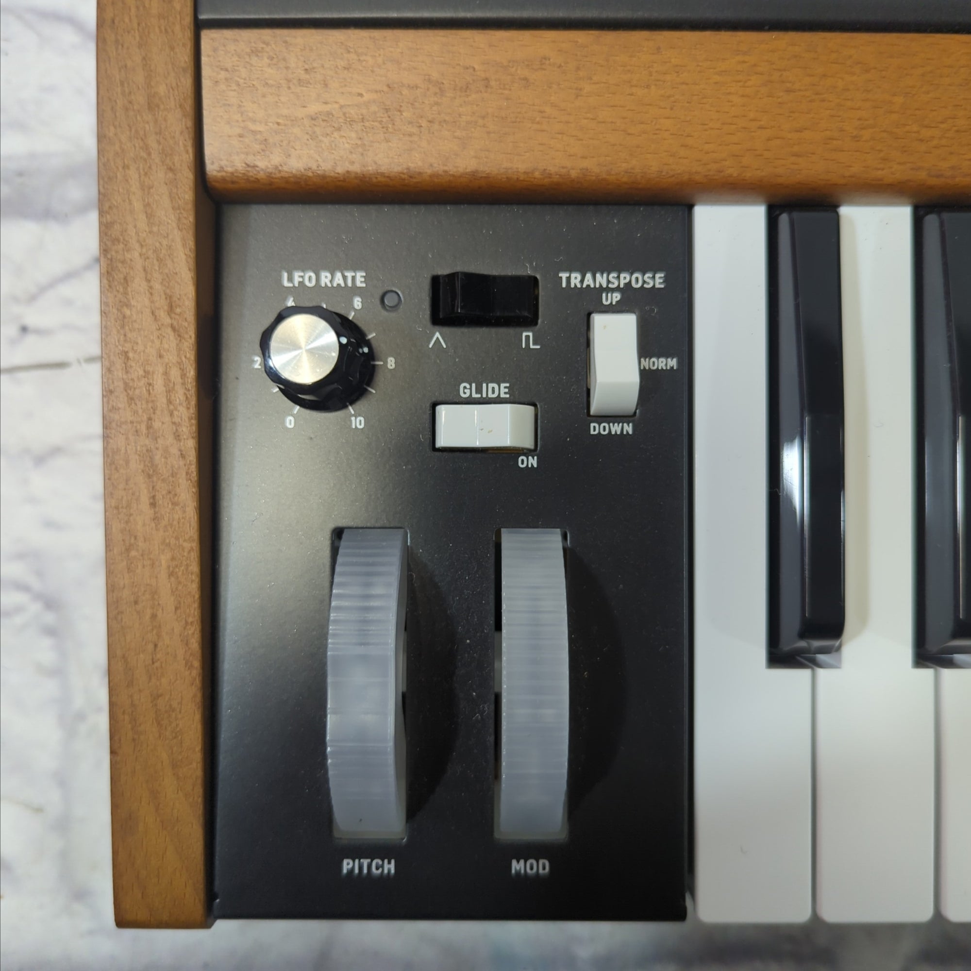Behringer Poly D 4-Voice Po
