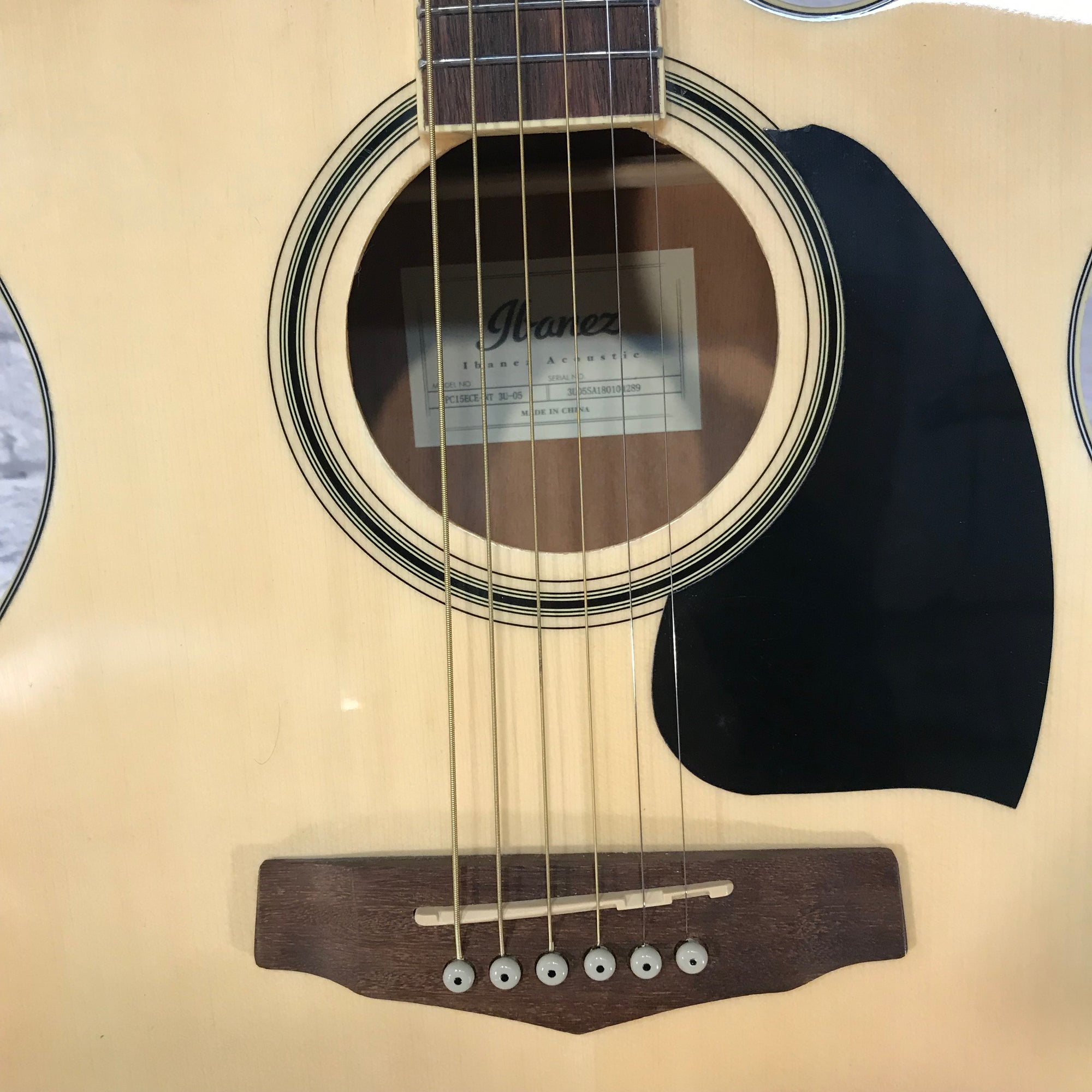 ** Ibanez PC15ECENT Performance Grand Concert Acoustic-Electric Guitar Natural