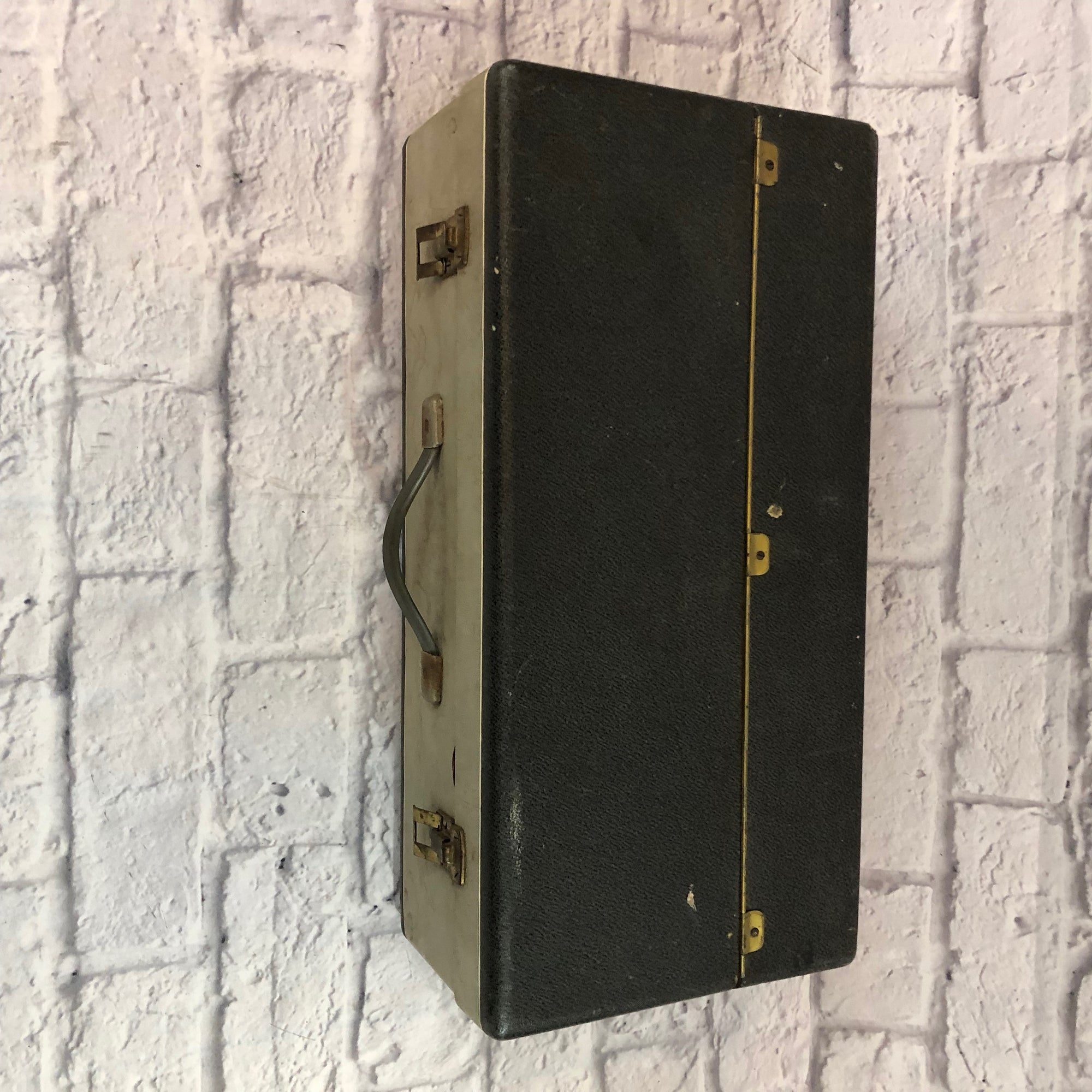 No Name 37 key Accordion Piano