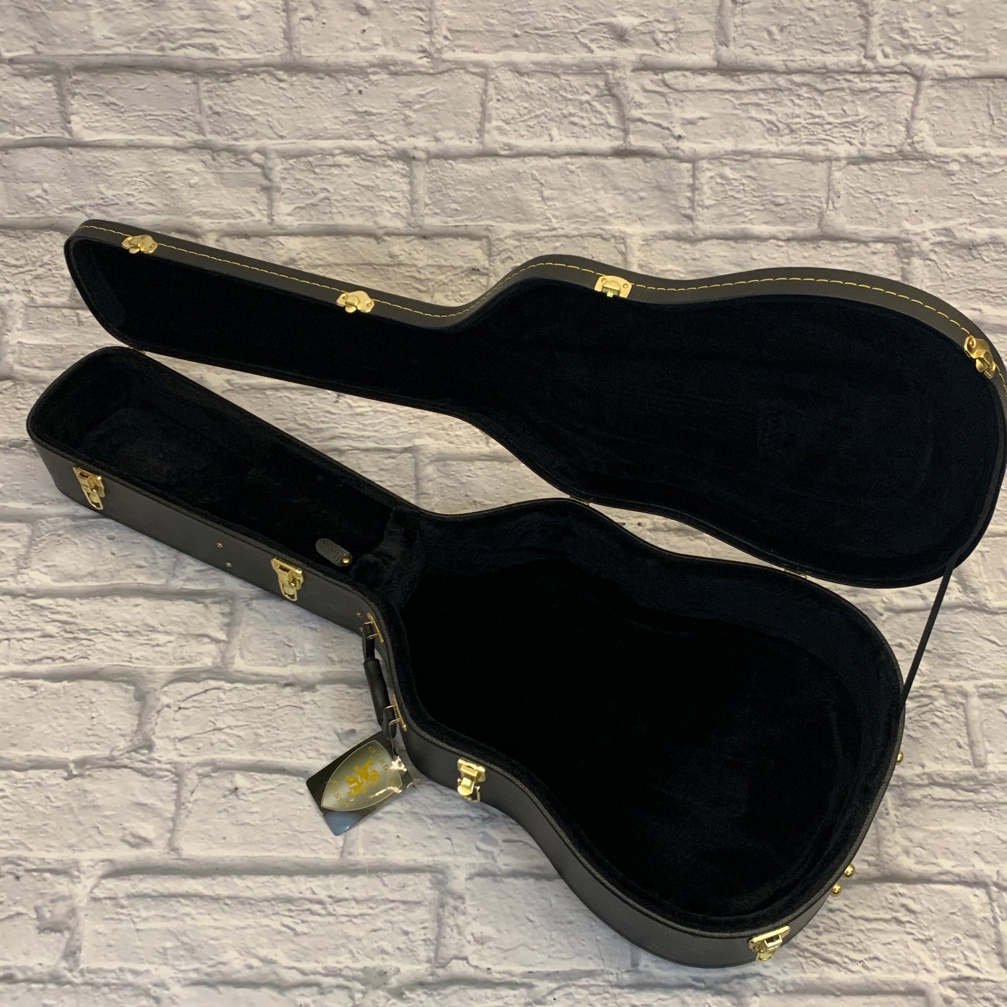 Guardian Dreadnaught Acoustic Guitar Case