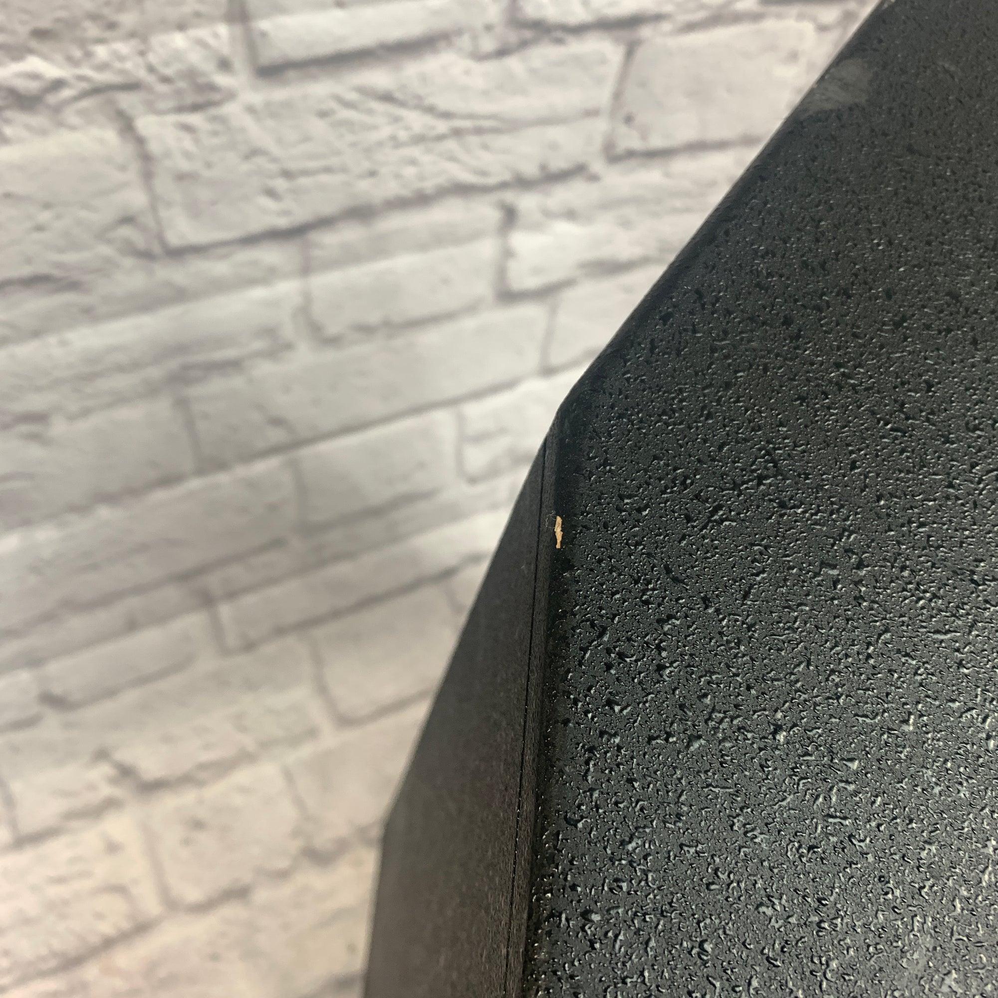Electro-Voice ELX115 15 Powered Speaker