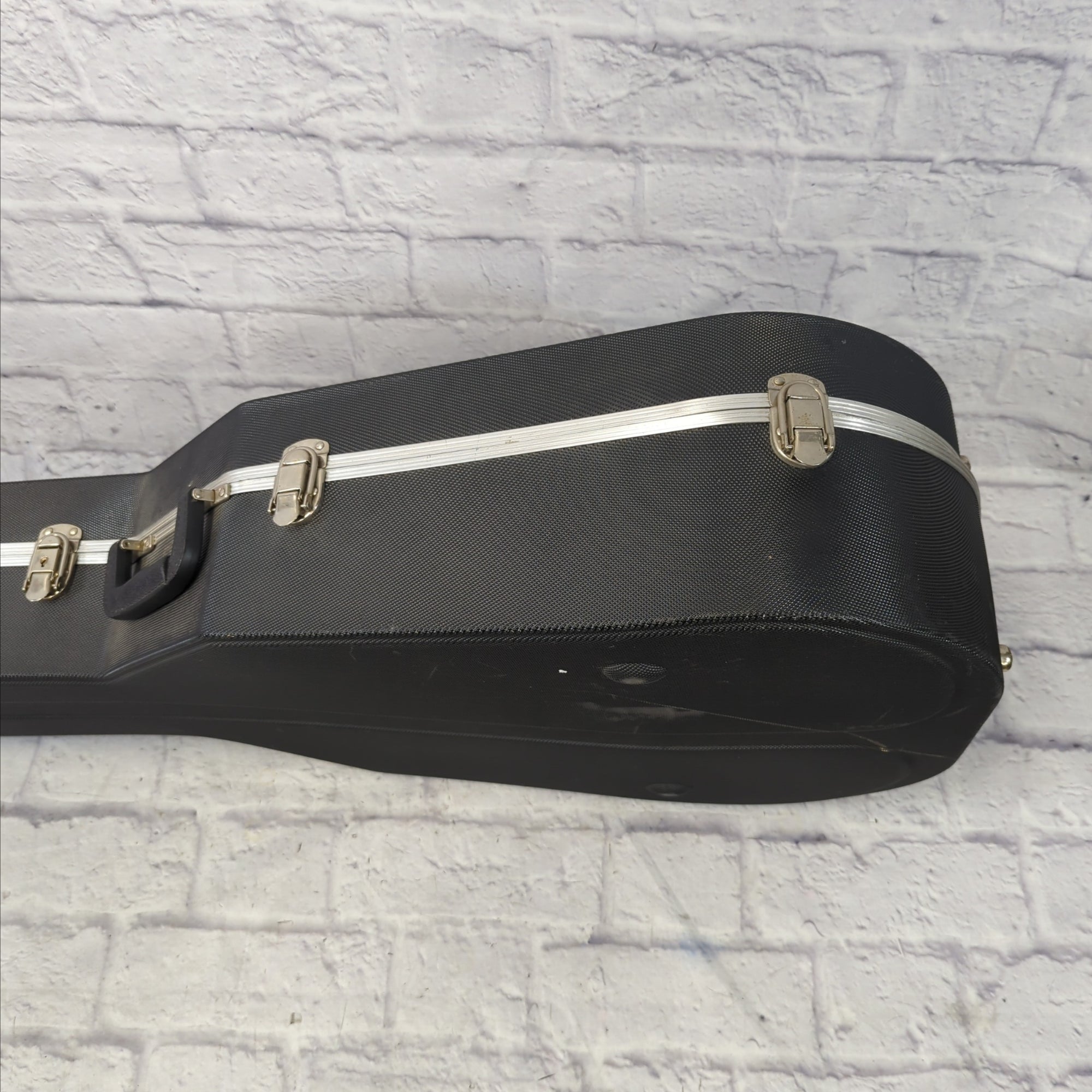 Guitar Research Acoustic Hard Case
