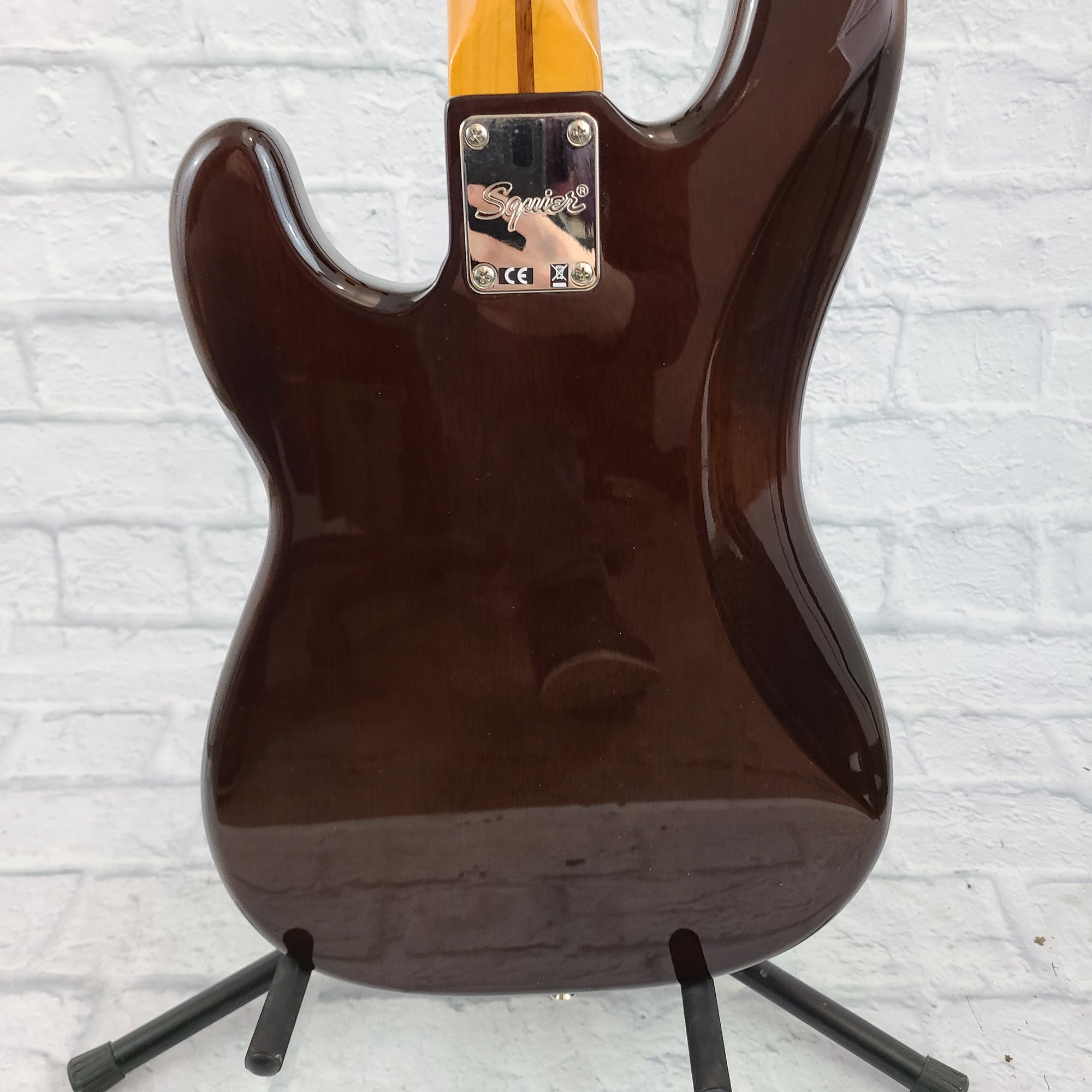 Squier Classic Vibe '70s Precision Bass - Walnut