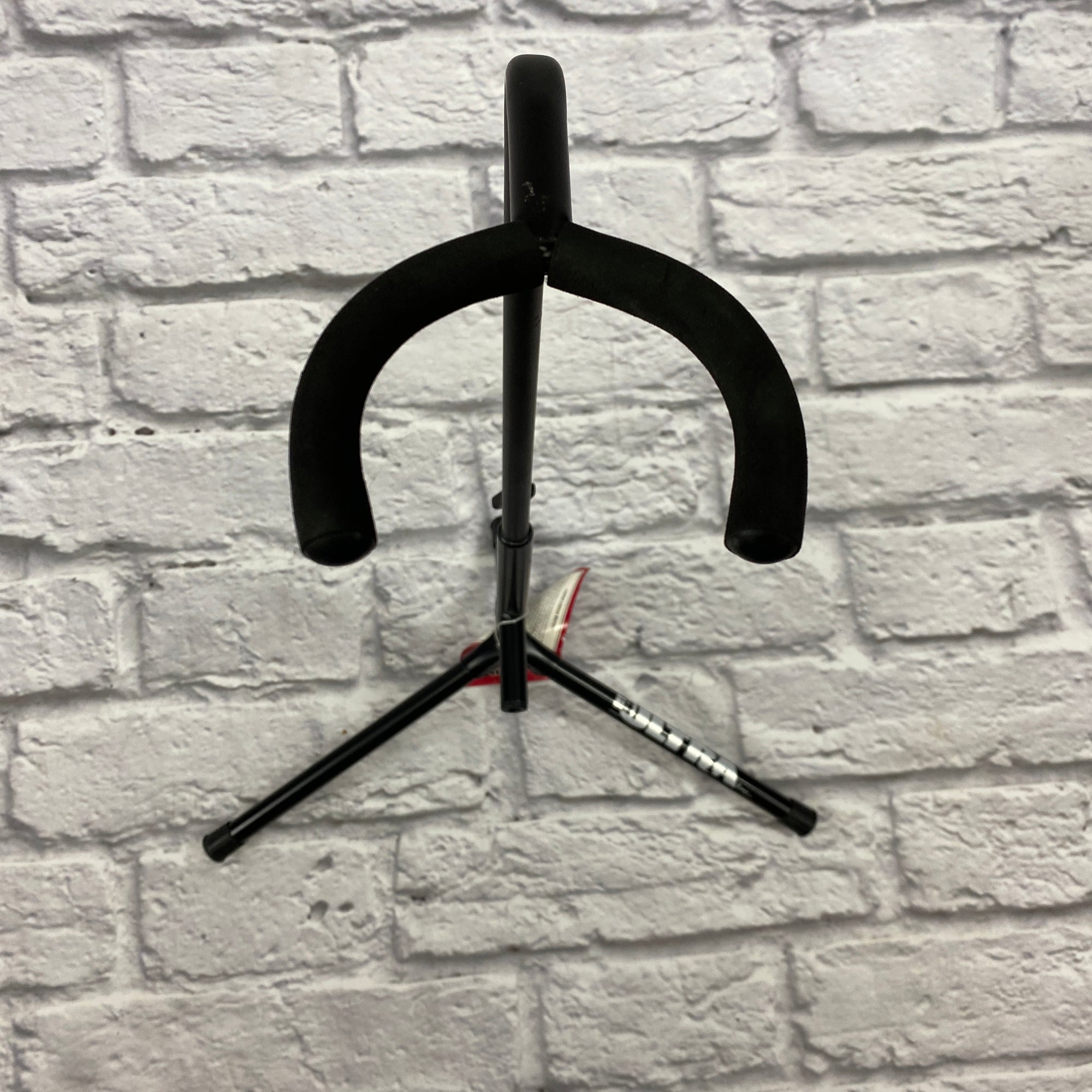 Ultra Black Guitar Stand