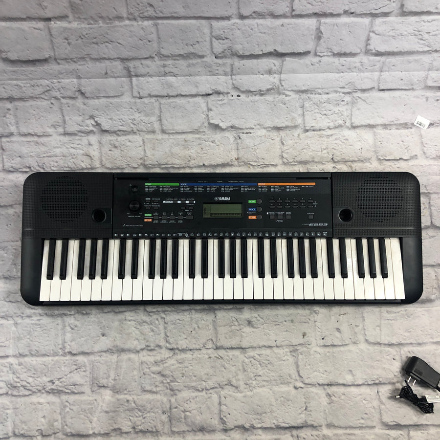 Yamaha PSR-E253 61-Key Electronic Keyboard