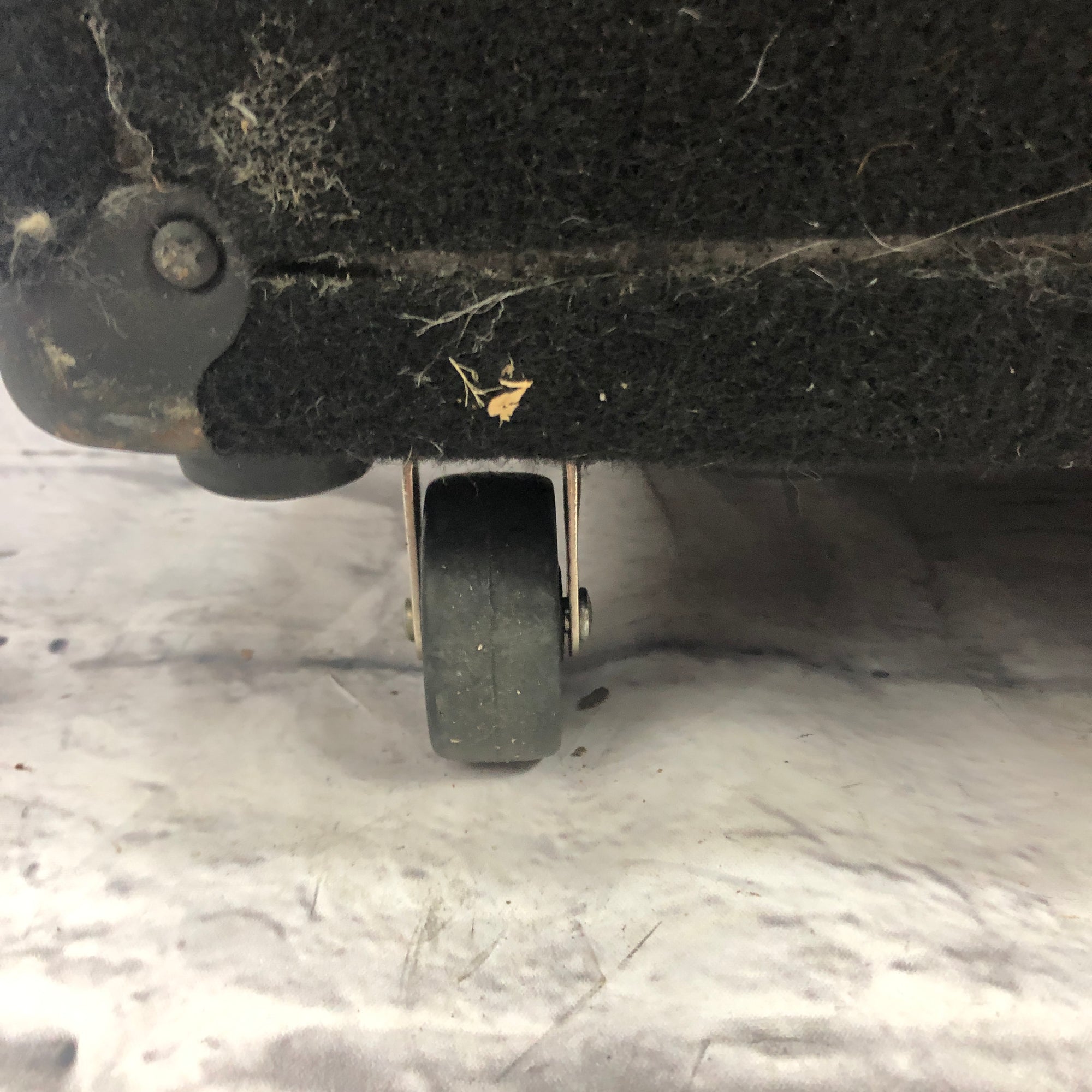 Carvin RL1000 R1015 Cyclops Red Line Bass Amp