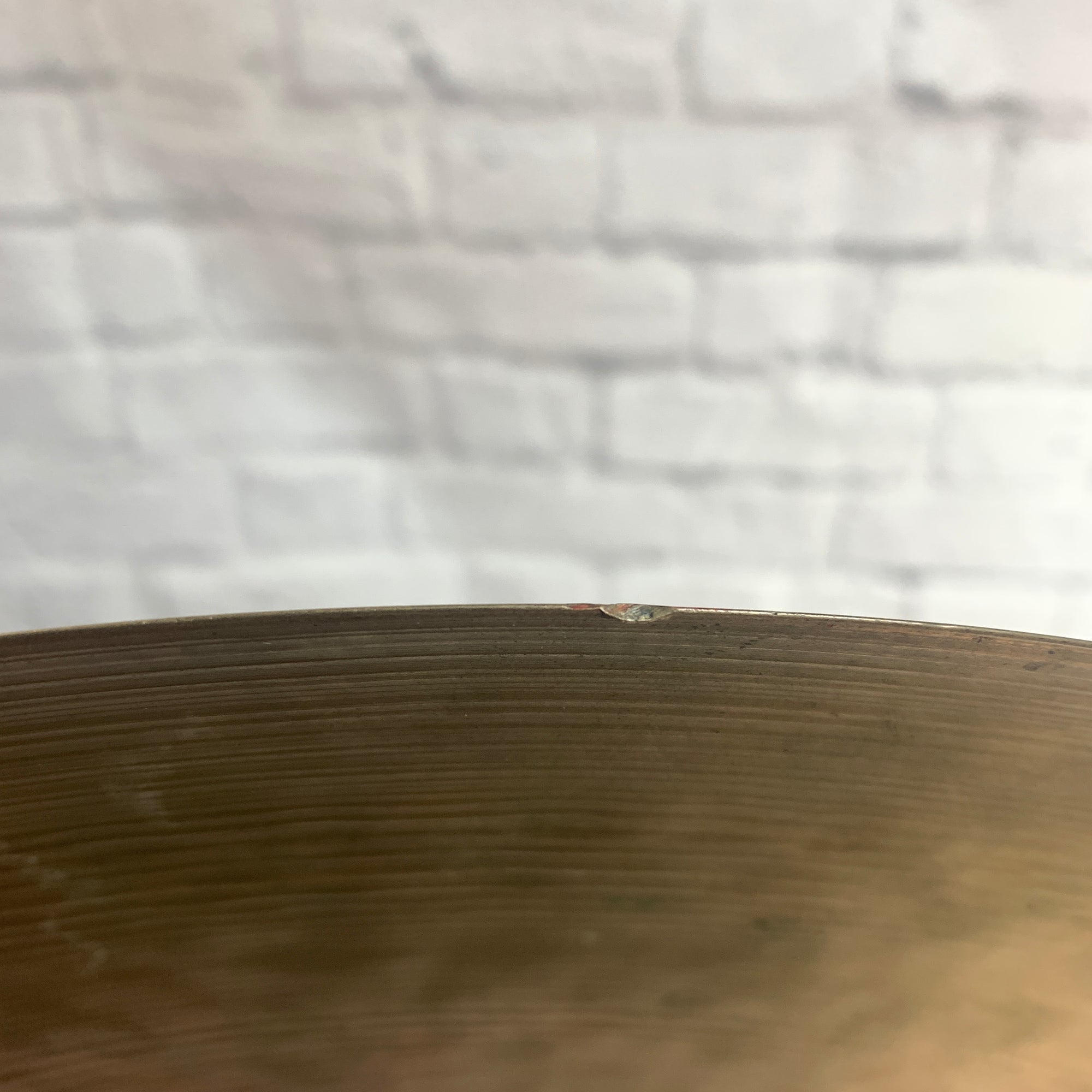 Vintage 1960s Zildjian 19 Crash Cymbal 2000g