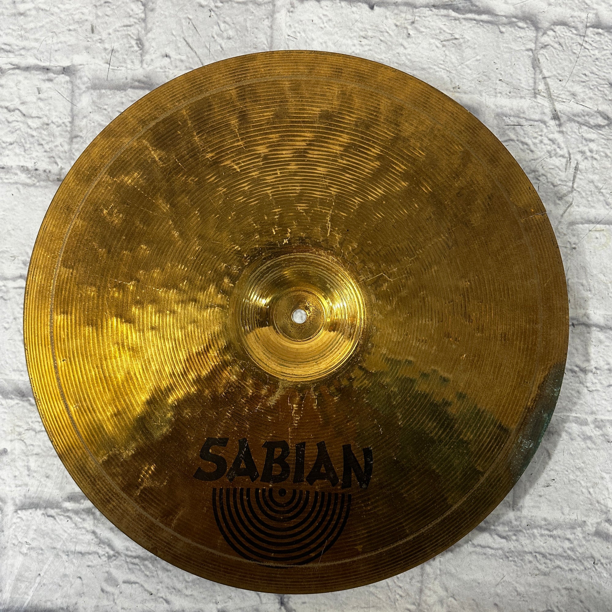 Sabian 18 Pro Crash Cymbal CRACKED - Evolution Music