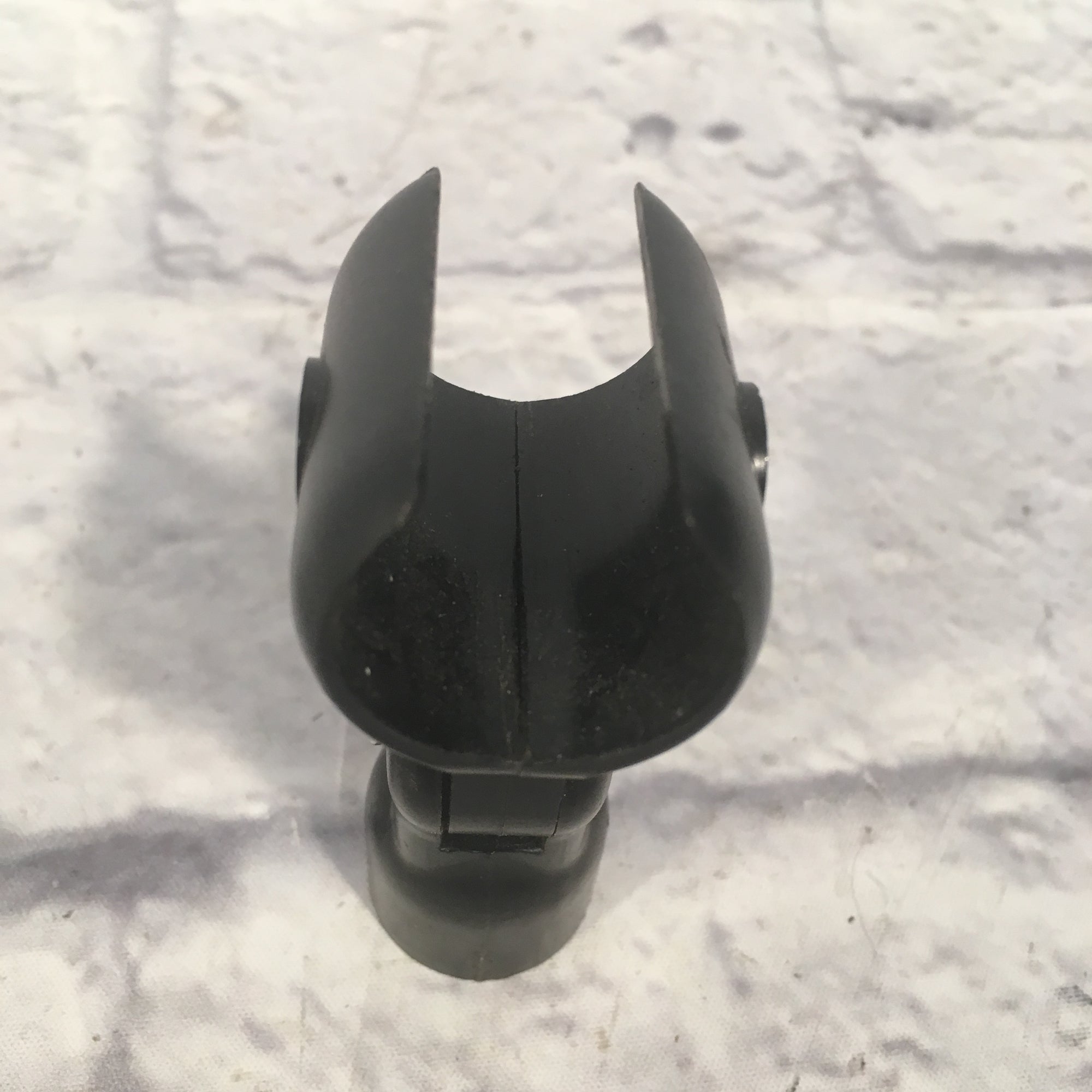 Dynamic Stage Microphone Clip