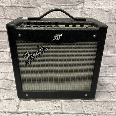 Fender Mustang 1 V.2 Modeling Guitar Combo Amp