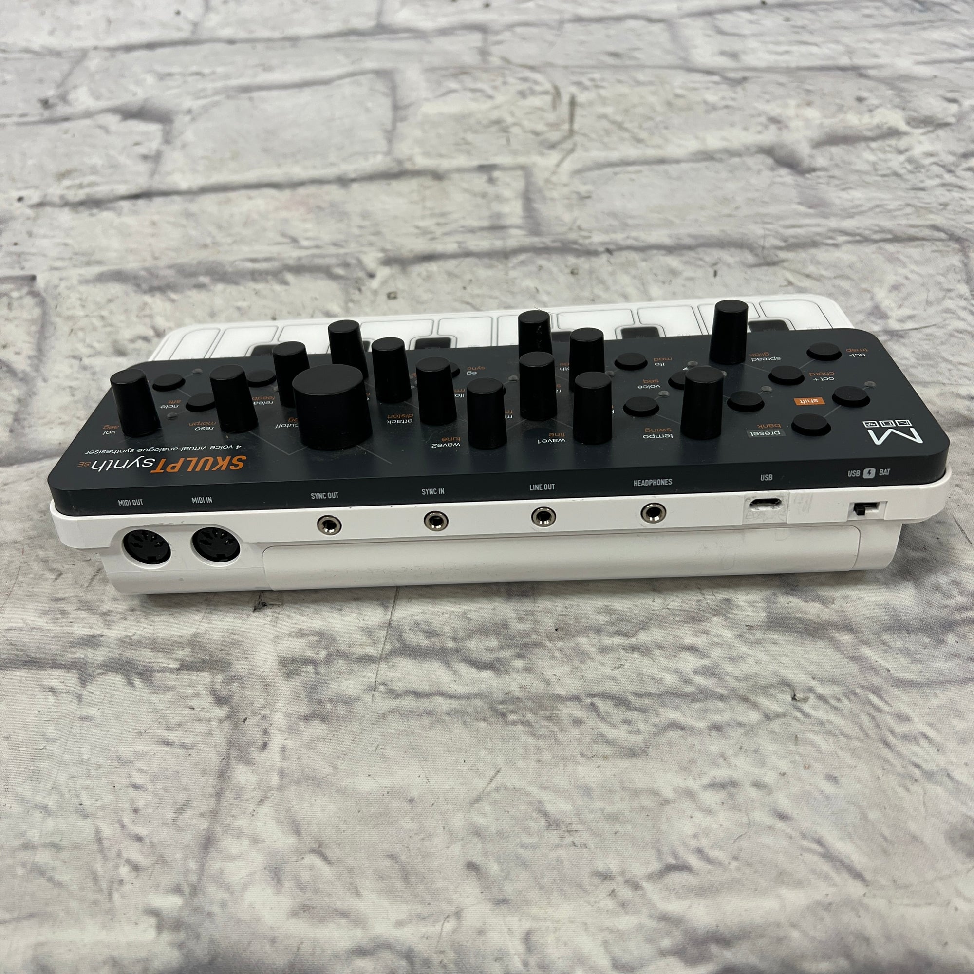 Square Synth Modal Skulpt Synth SE Modular Synthesizer - Evolution Music