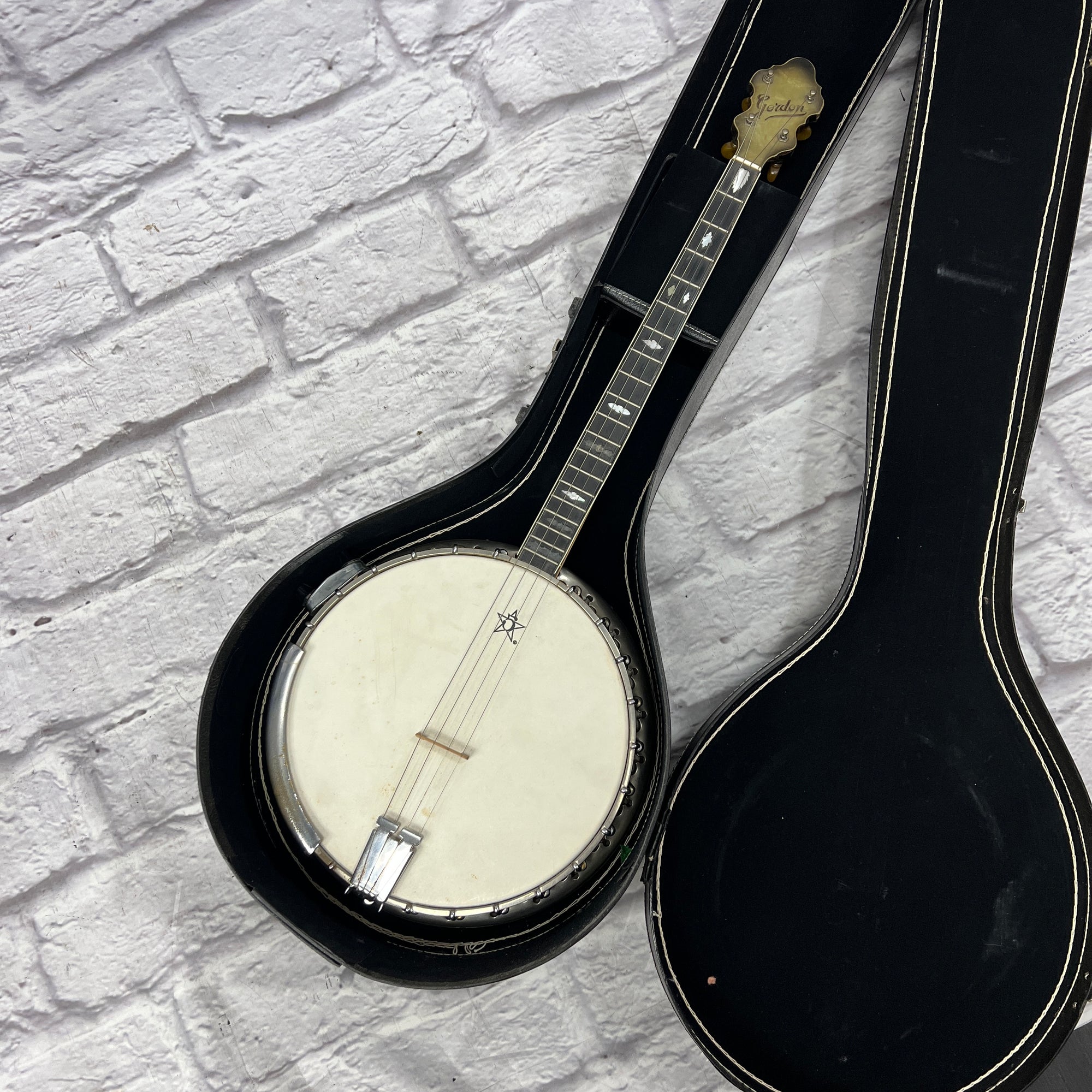 Vintage 1930s Bacon & Day Gordon 4 String Tenor Banjo w/ pickup and Gr