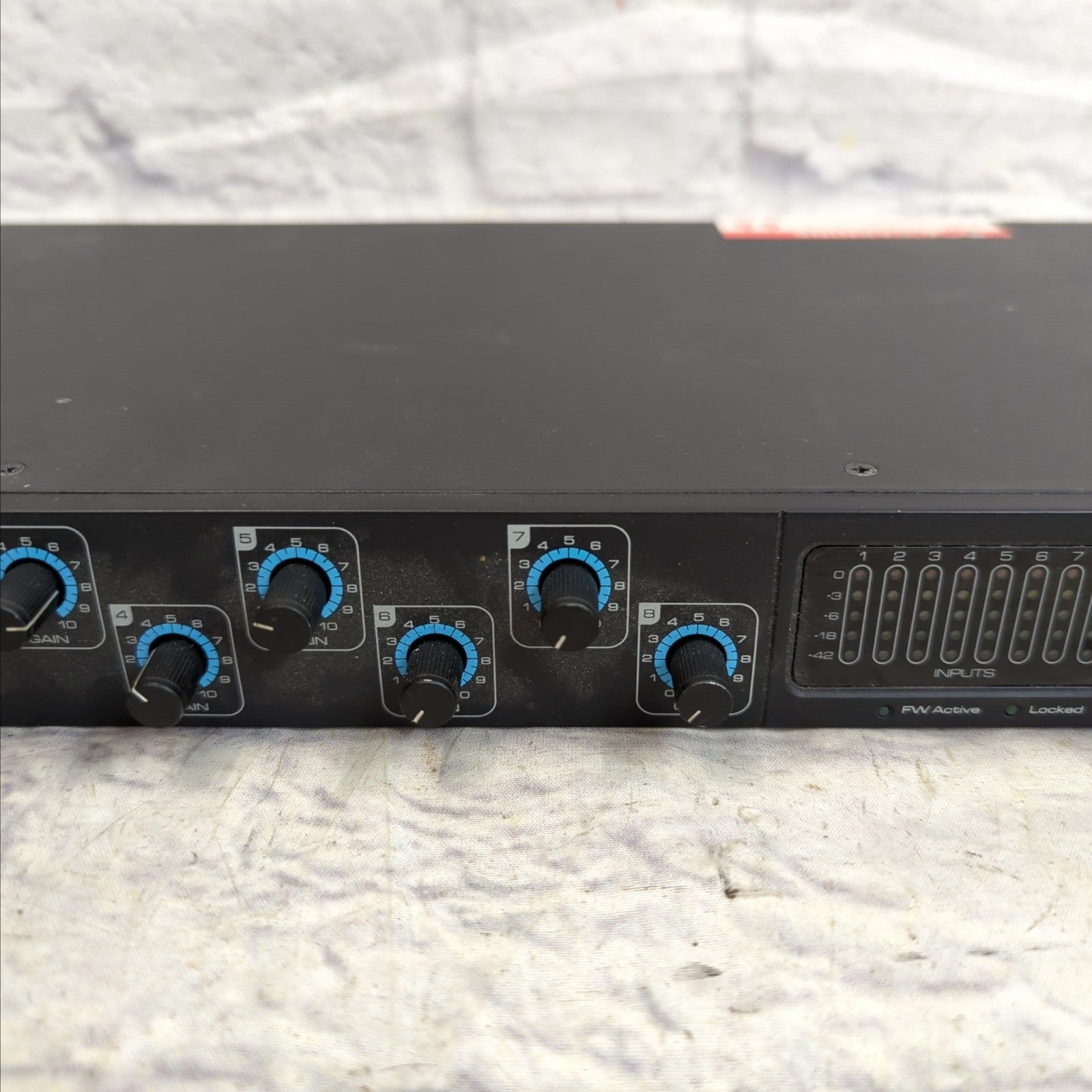 Focusrite Saffire Pro 40 8in/10out w/ Midi Firewire Interface