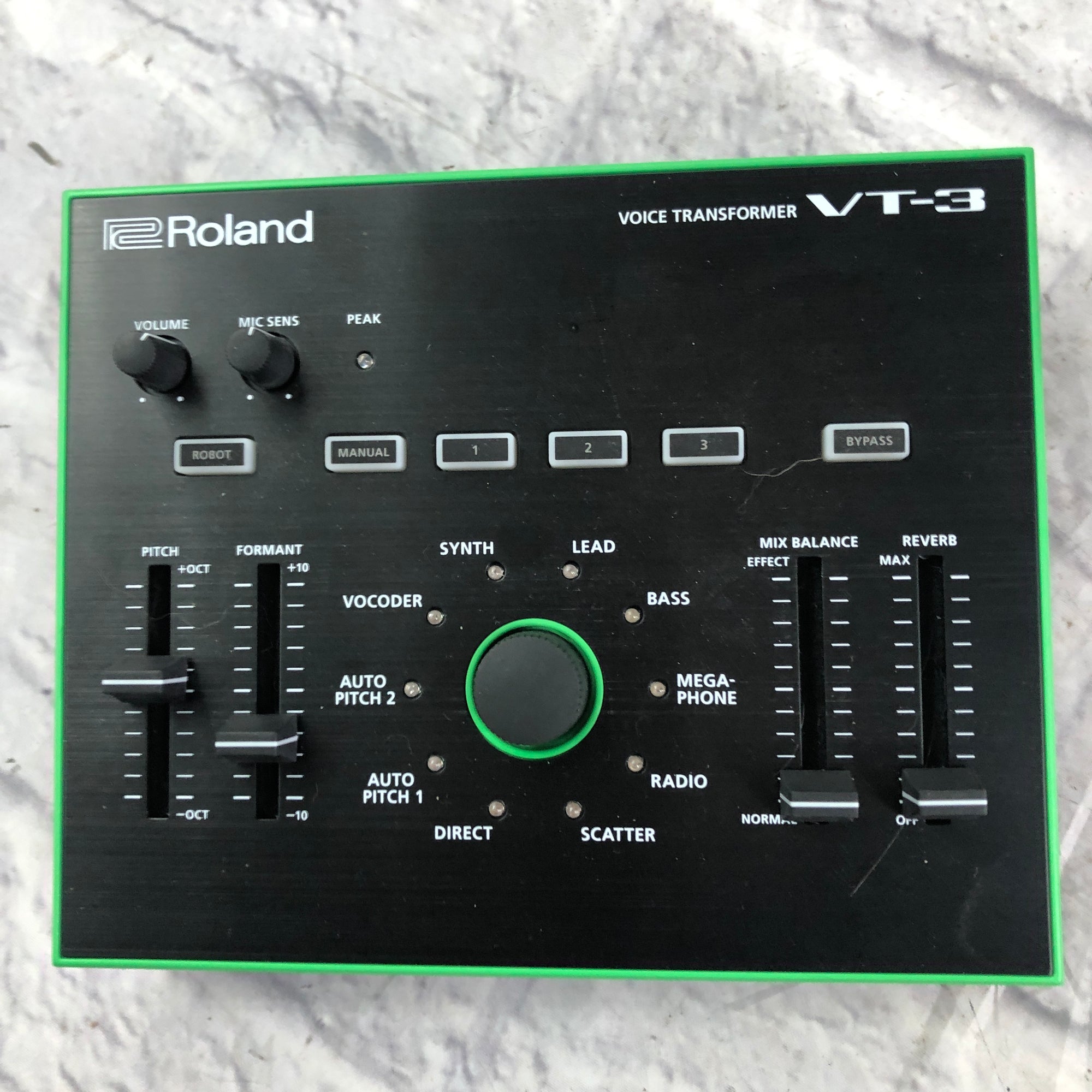 Roland VT-3 Voice Transformer Vocal Effects Unit