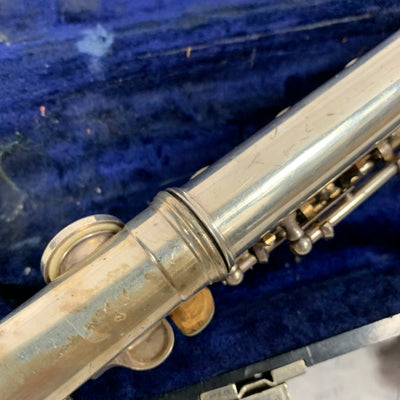 W.T. Armstrong 104 Student Model Flute