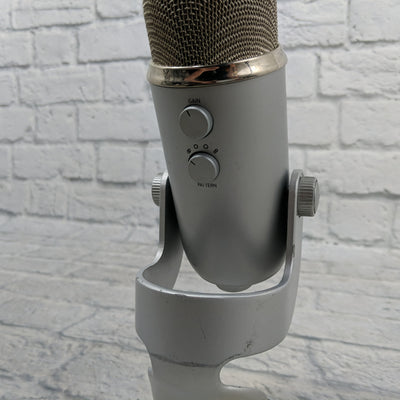 Blue Microphones Yeti Studio USB Condenser Microphone