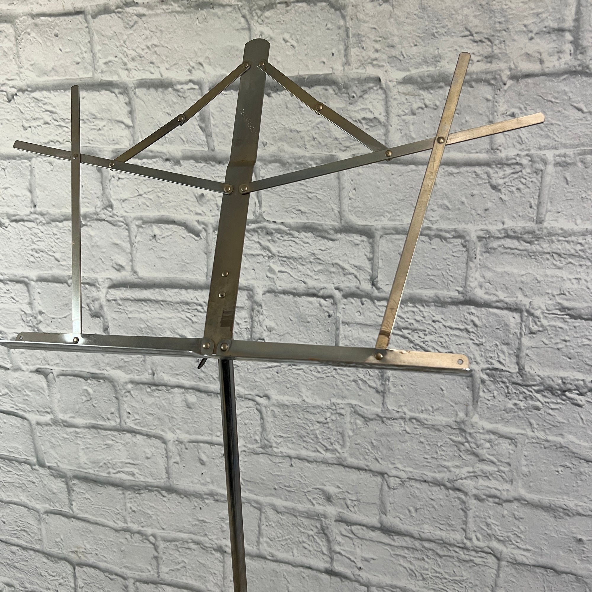 Norwood Music Stand